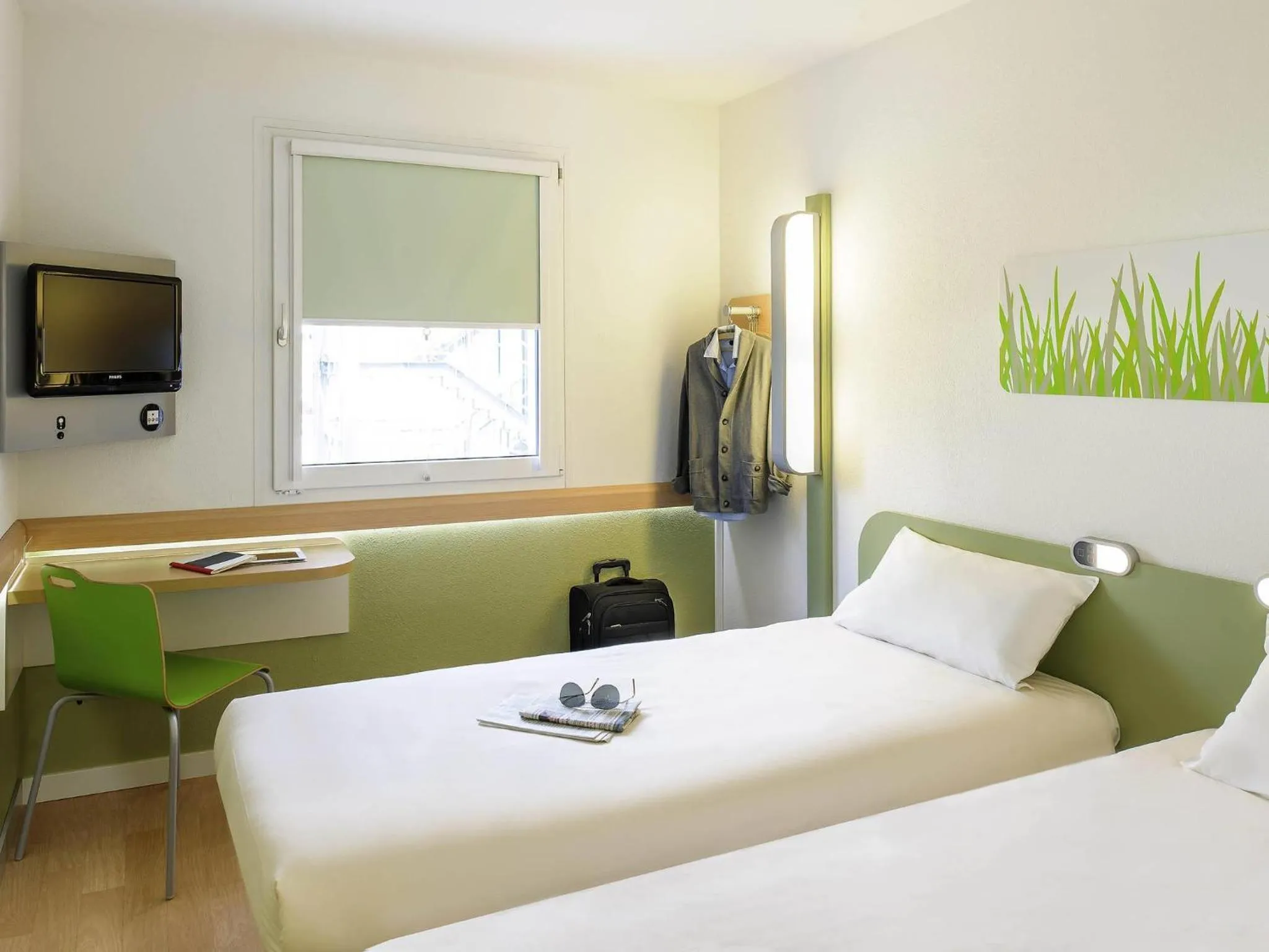 Twin Room in ibis budget Caen Mondeville