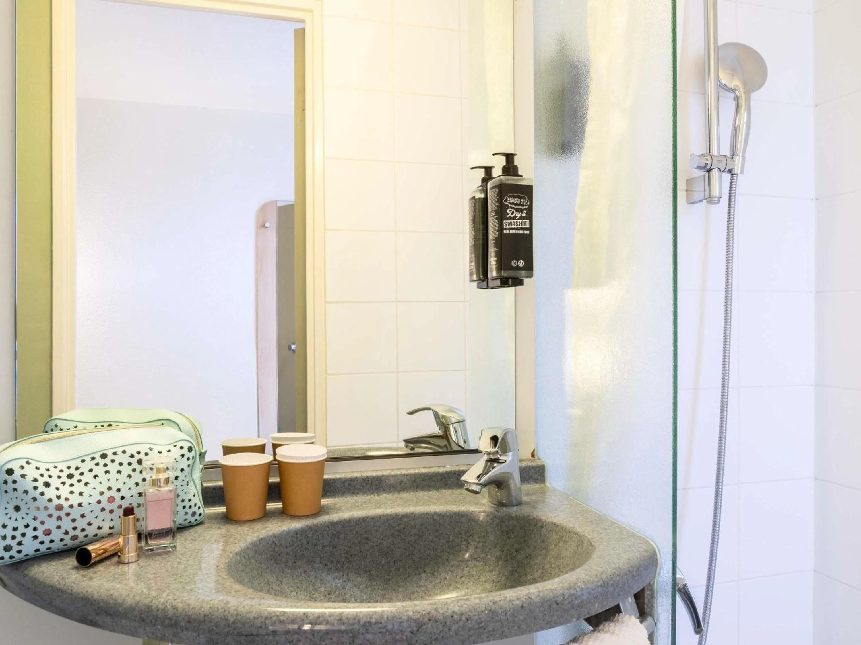 Triple Room with One Double Bed and One Bunk Bed in ibis budget Compiègne Centre-Ville