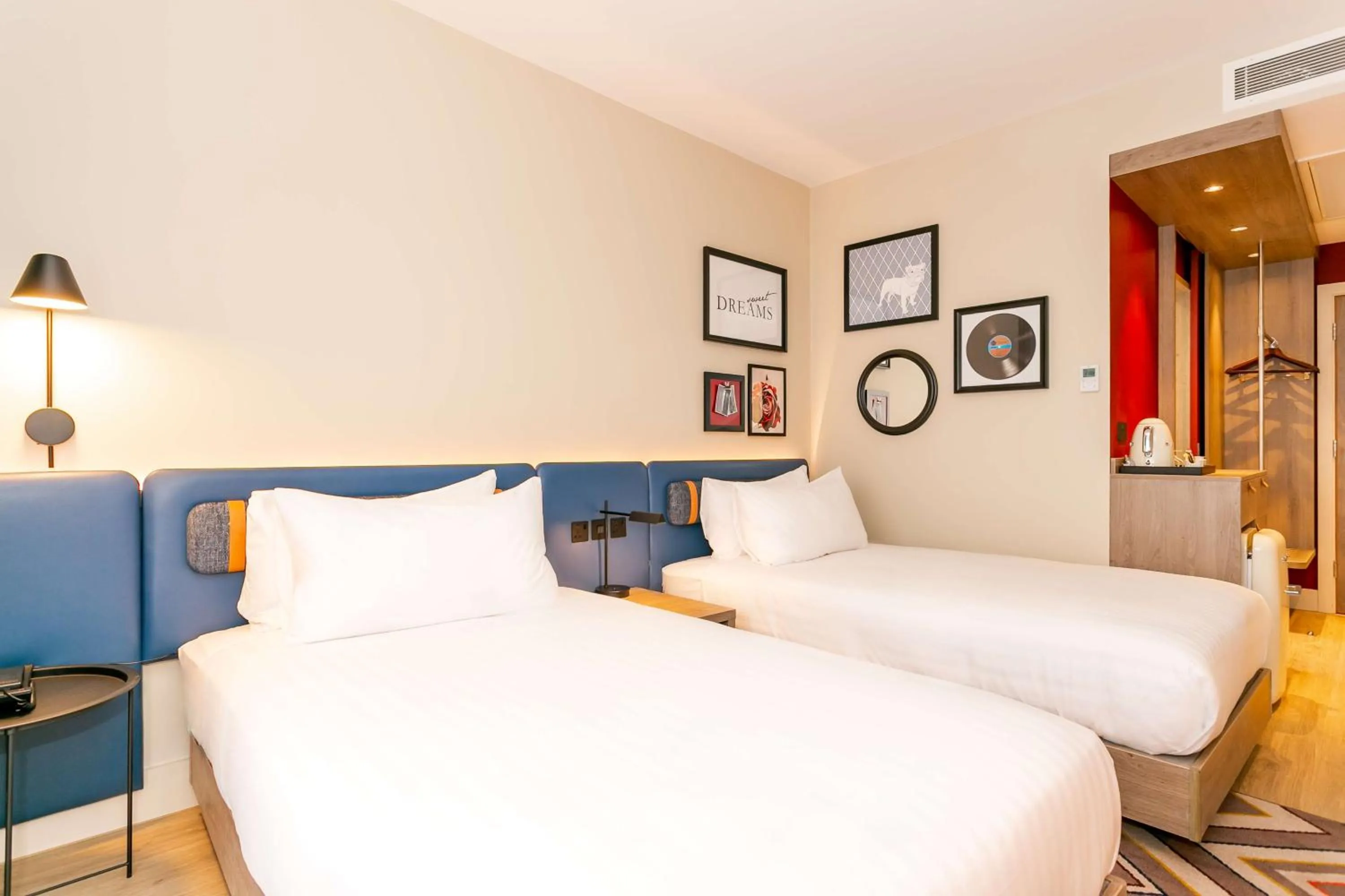 Twin Room in Hampton By Hilton Blackburn