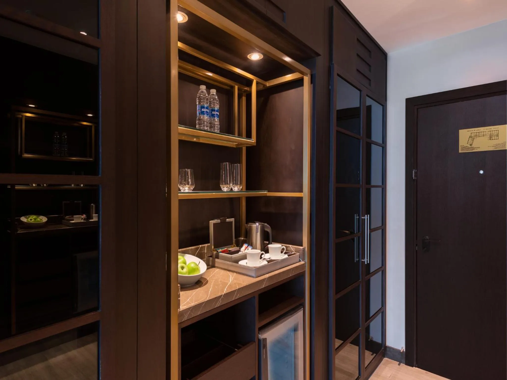 Suite - High Floor in Hyatt Regency Al Kout Mall