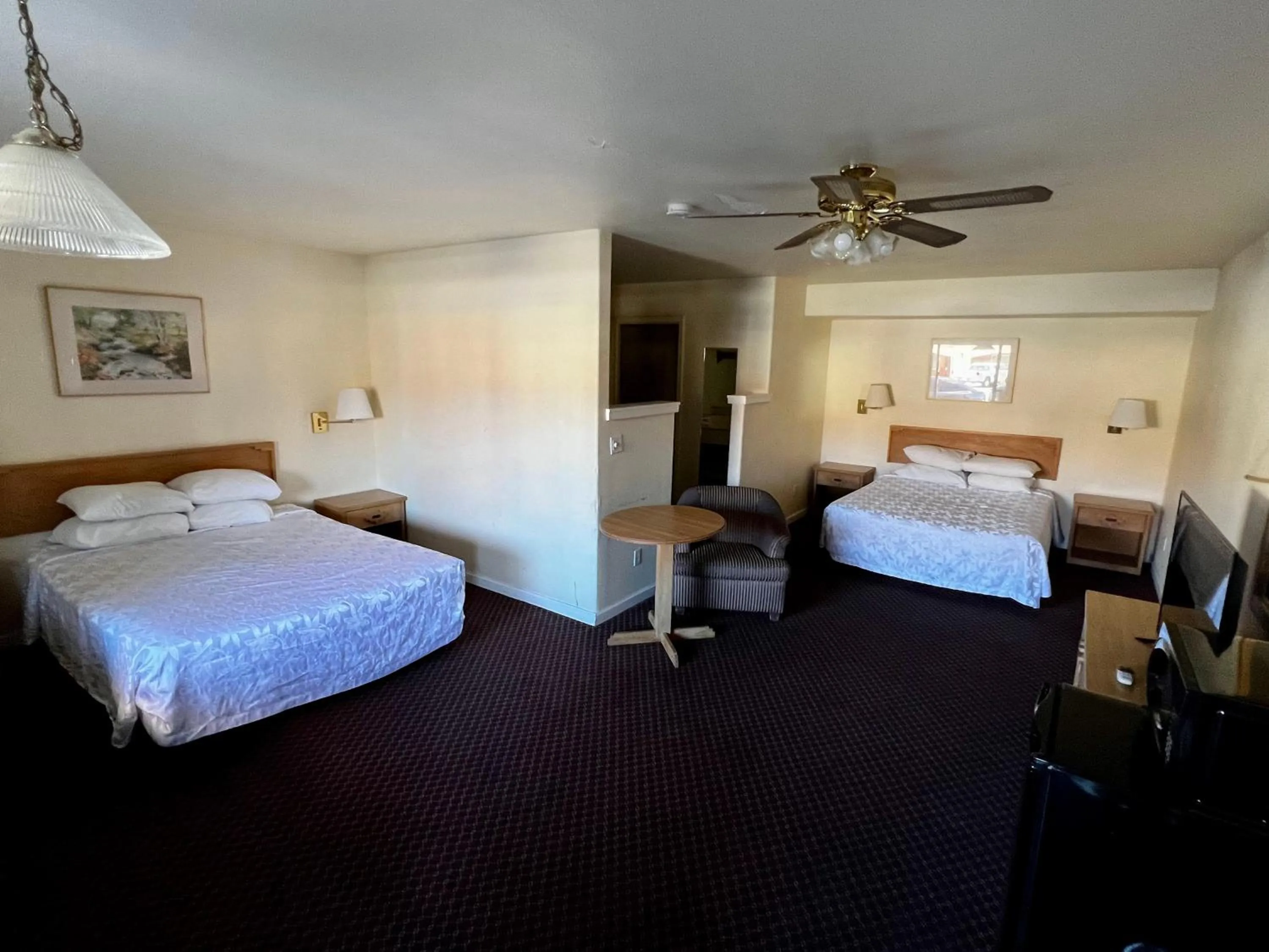 Standard Queen Room with Two Queen Beds - Non Smoking  in Rodeway Inn - SFI Winnemucca