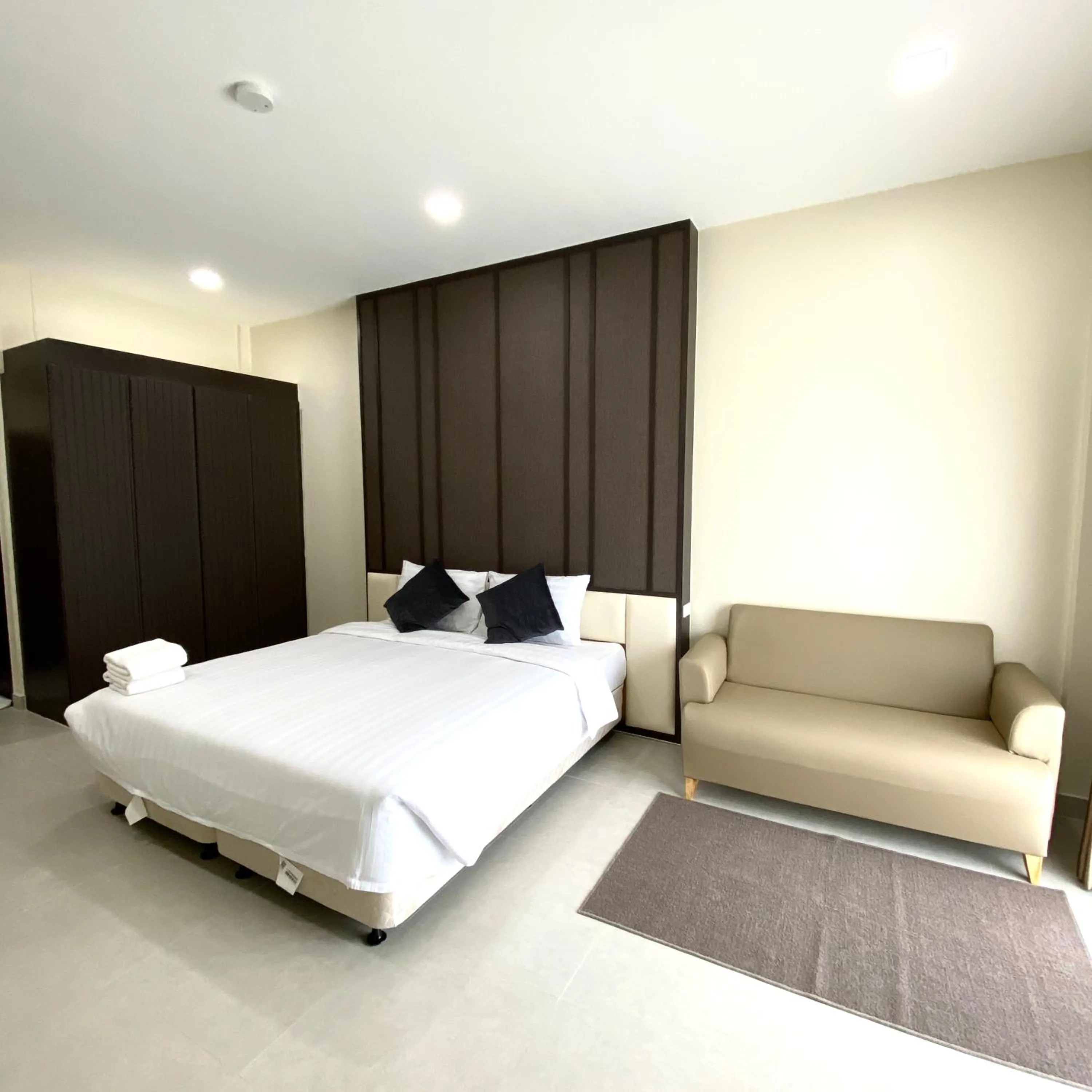 Deluxe Double Room in The Shade Residence