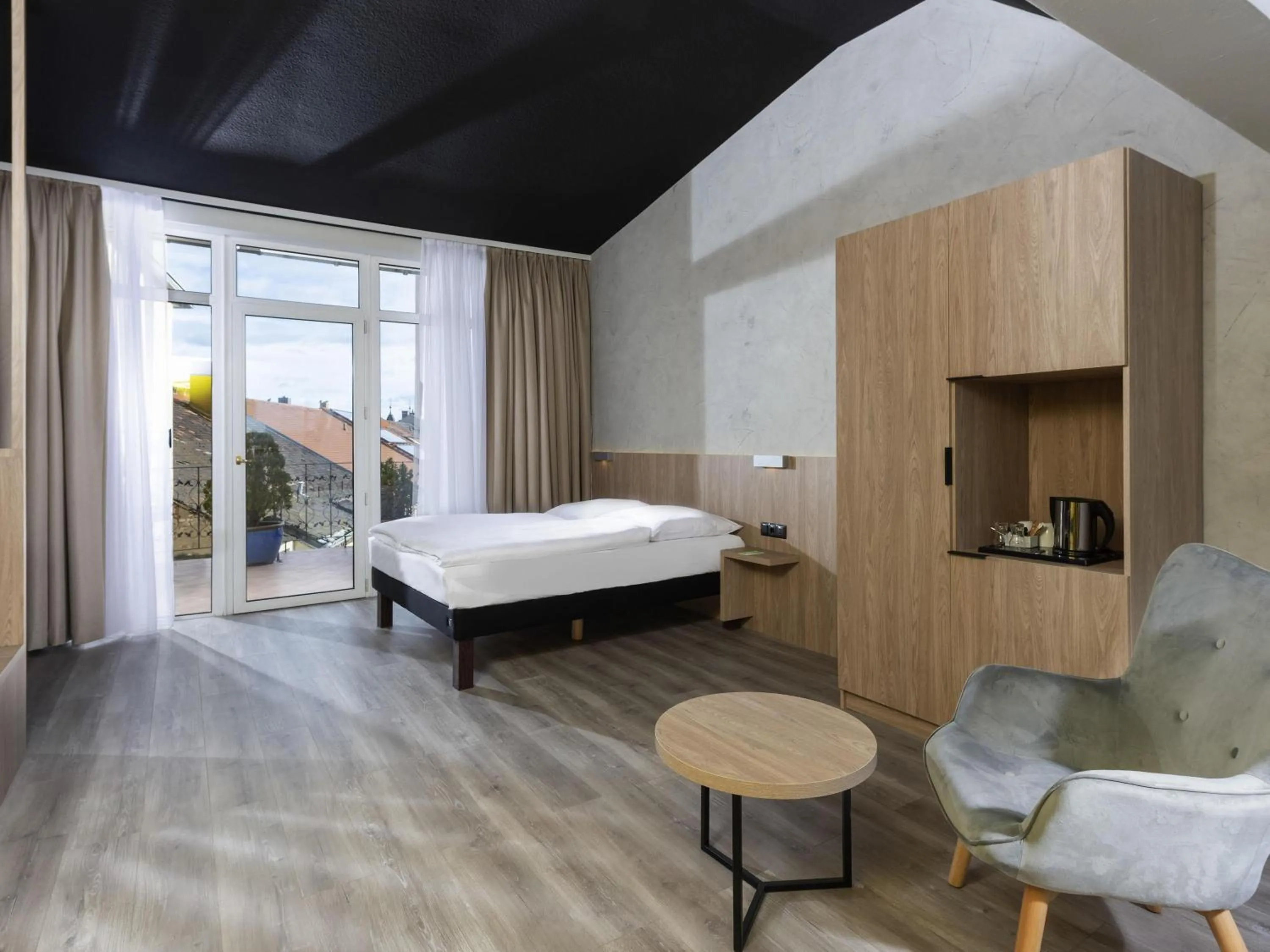 Superior Double Room in ibis Styles Dresden Neustadt