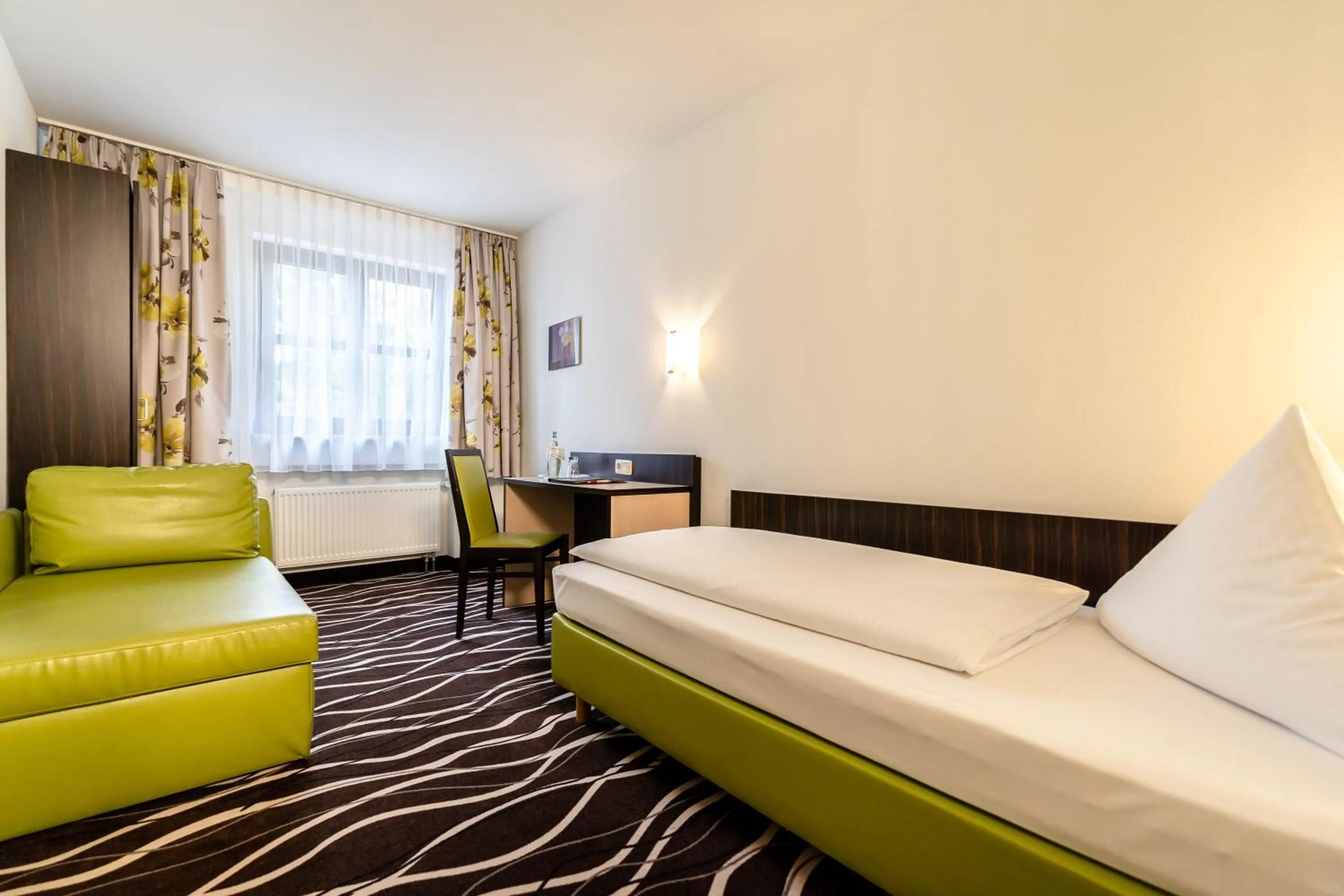 Standard Single Room in Hotel Demas München-Unterhaching