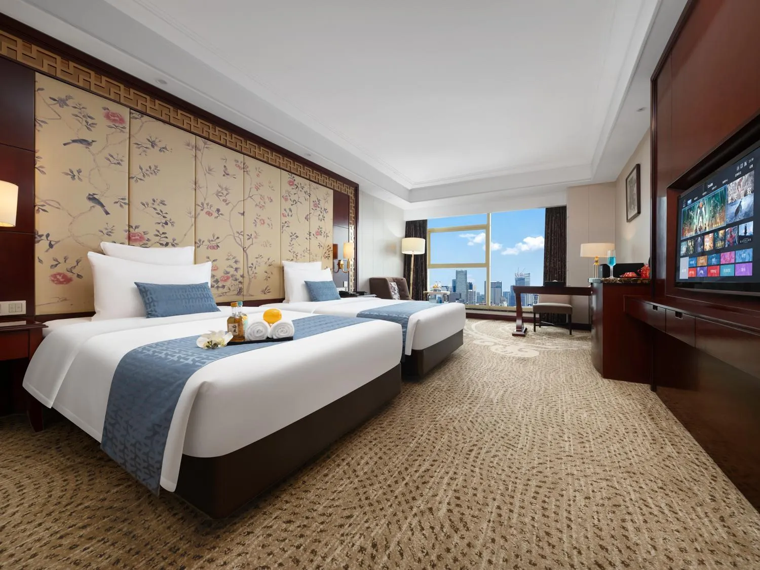 Deluxe Twin Room in Days Hotel & Suites China Town