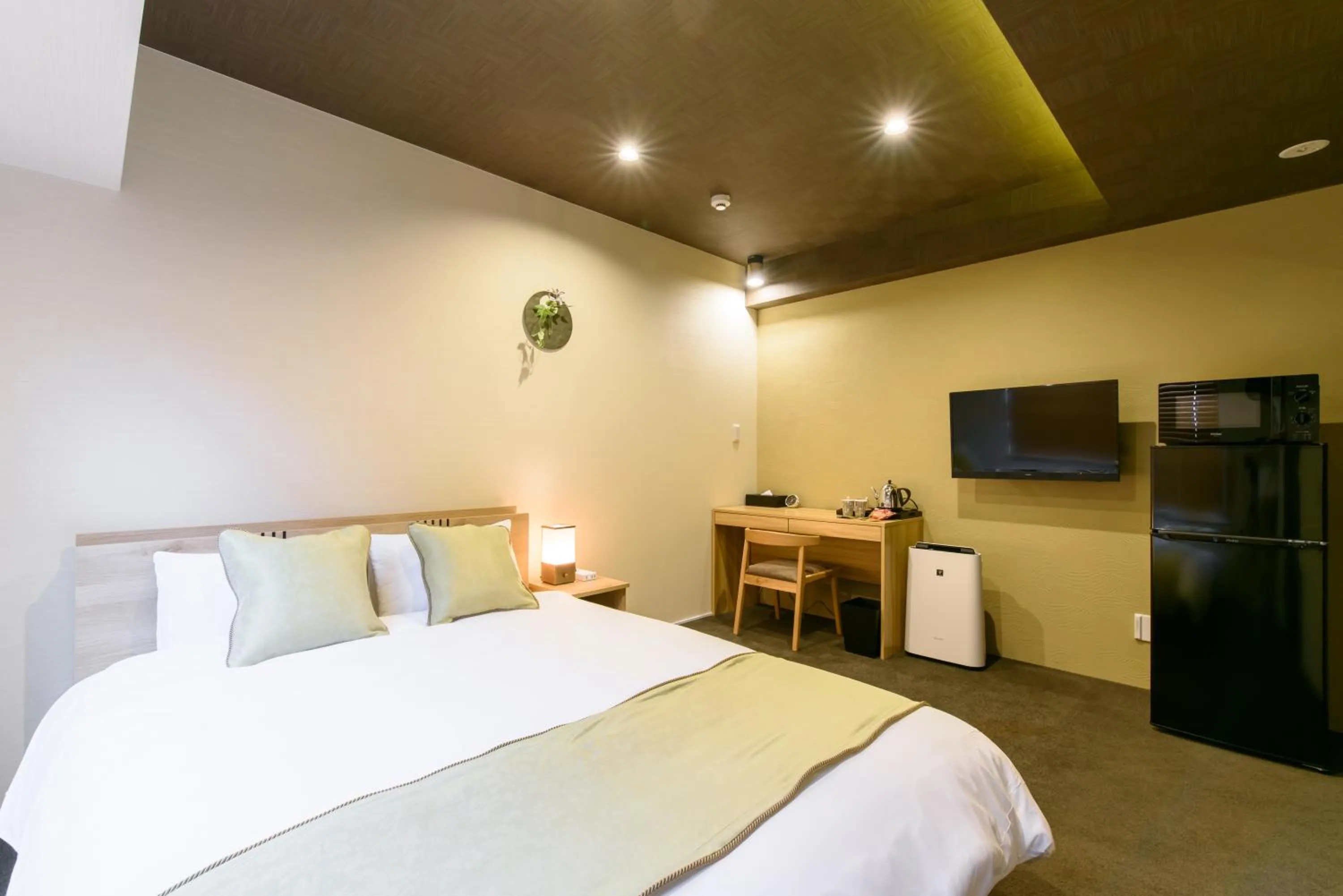 Queen Room - single occupancy in JP INN Kyoto Ekimae Mongakucho
