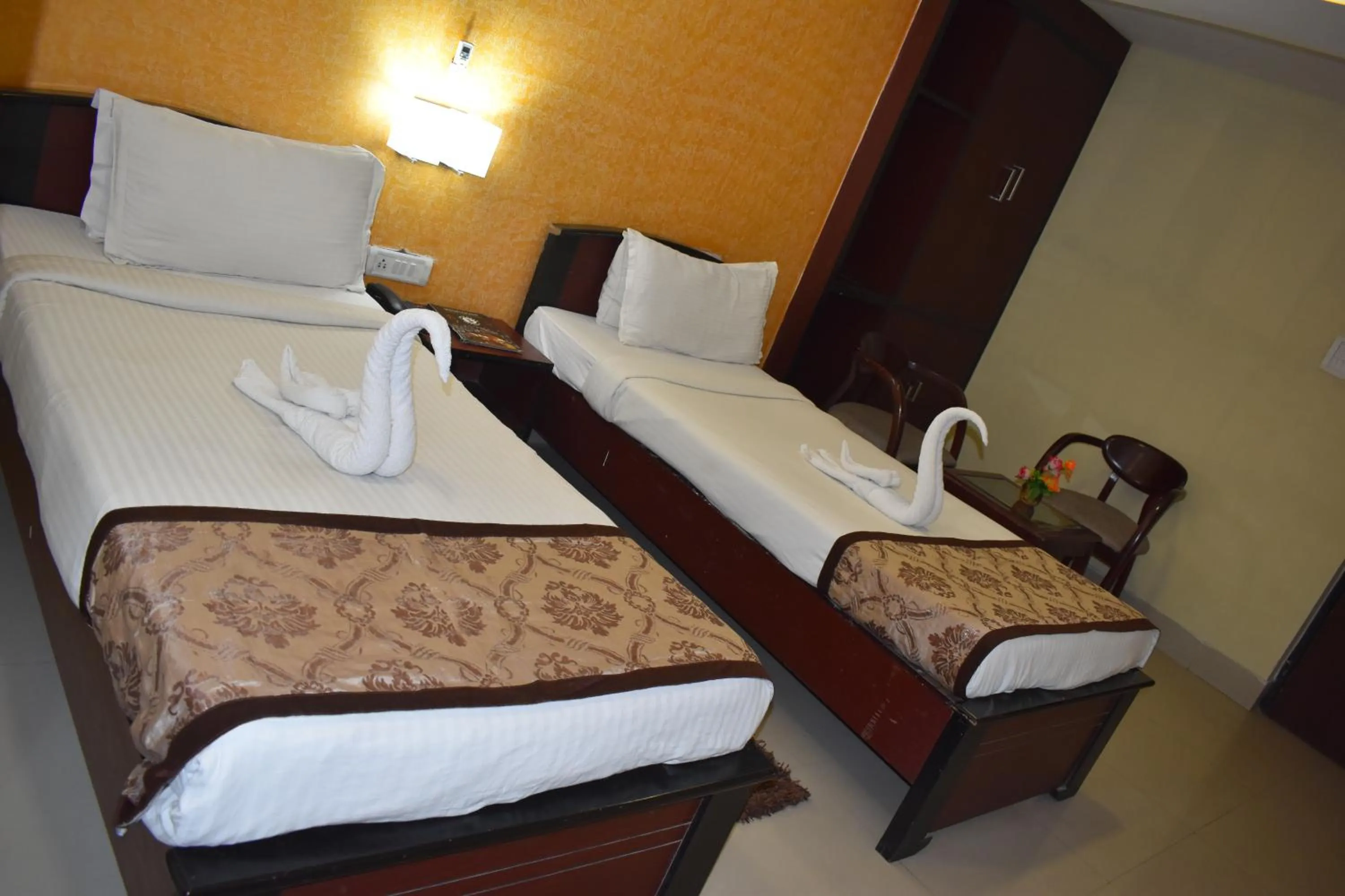 Deluxe Room - single occupancy in Hotel Capital House