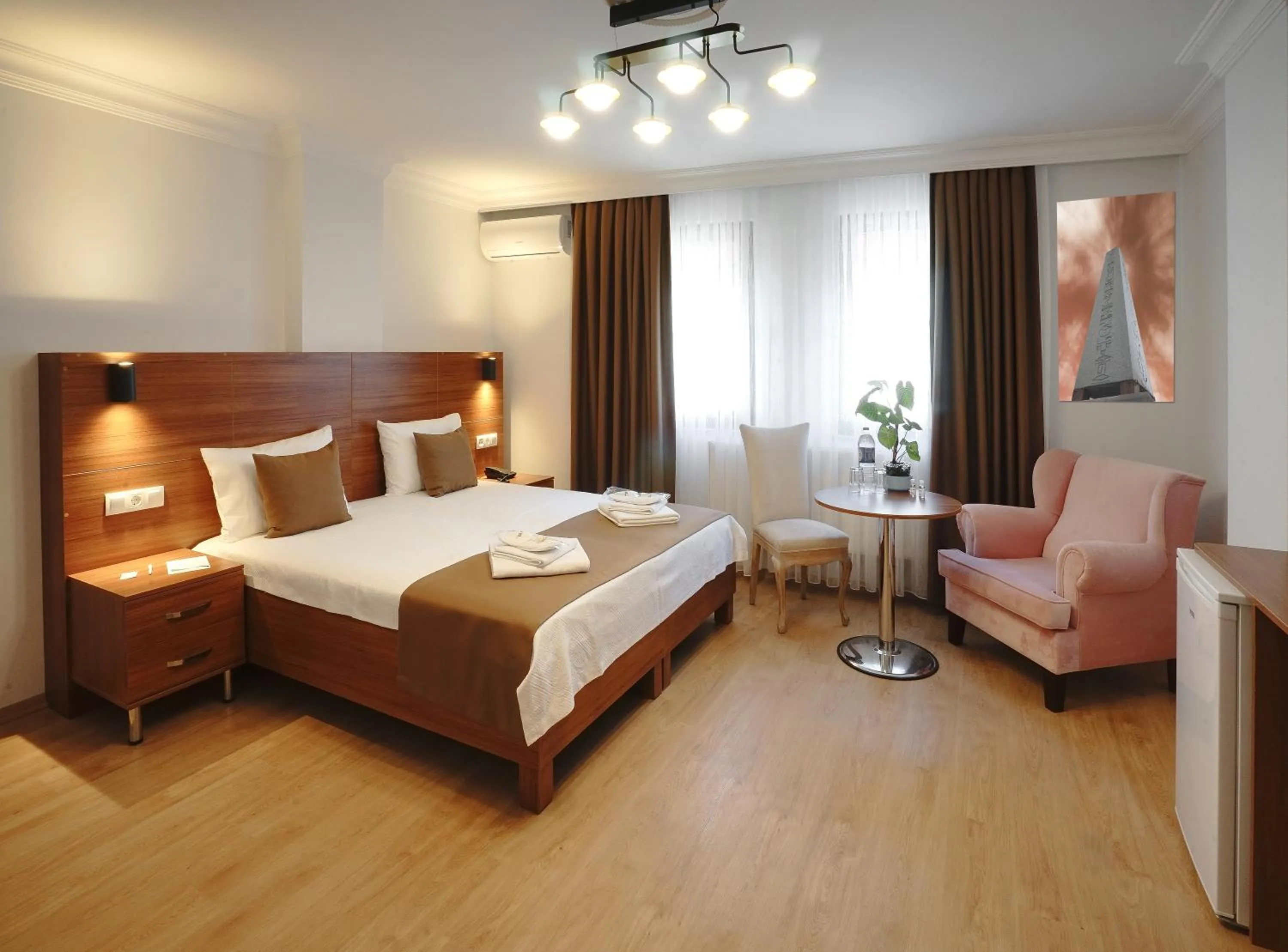 Double or Twin Room with Extra Bed in Class Hotel Bosphorus With Jacuzzi