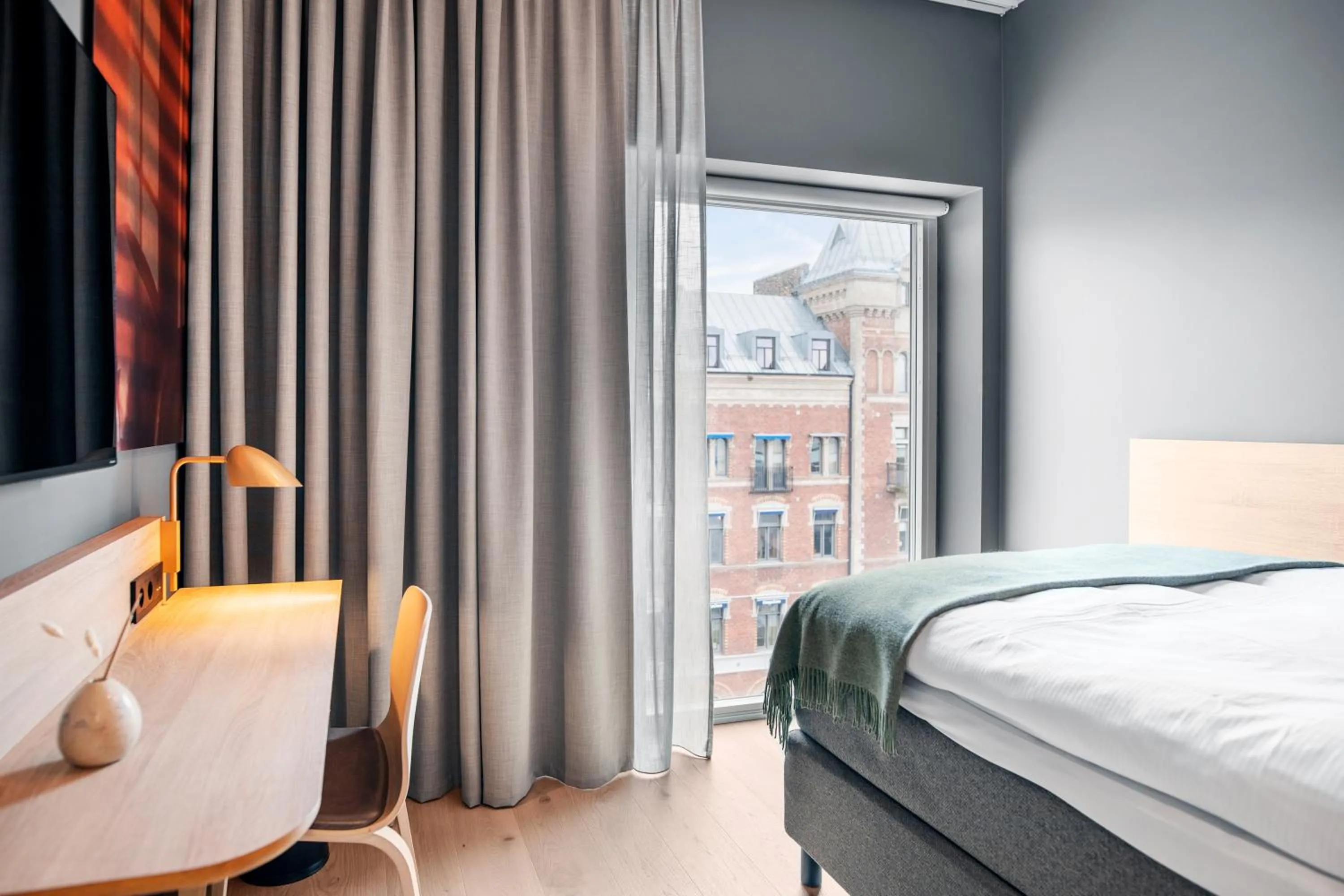 Compact Double Room in Clarion Hotel Sea U