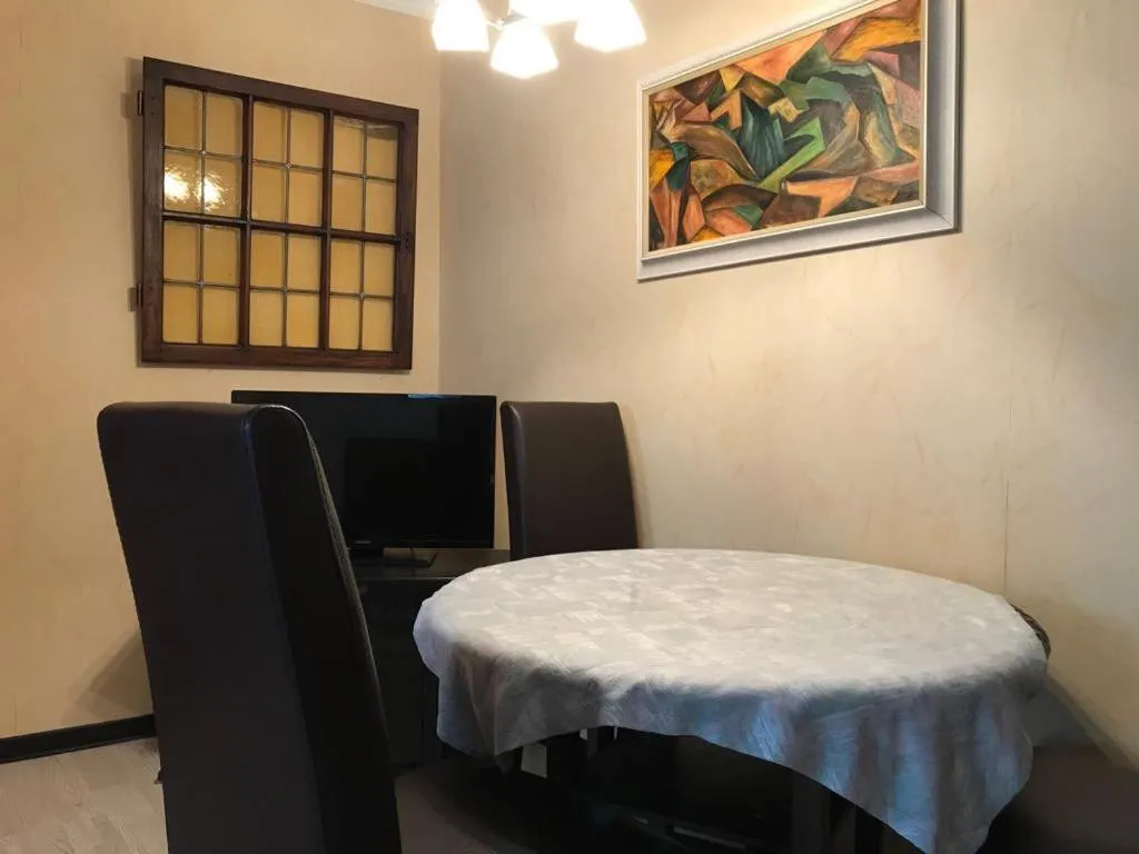 Family Room with Balcony in Balthasar Neumann Speiserei & Gästehaus - Zentrum Brühl -E-Ladestation, nähe Phantasialand