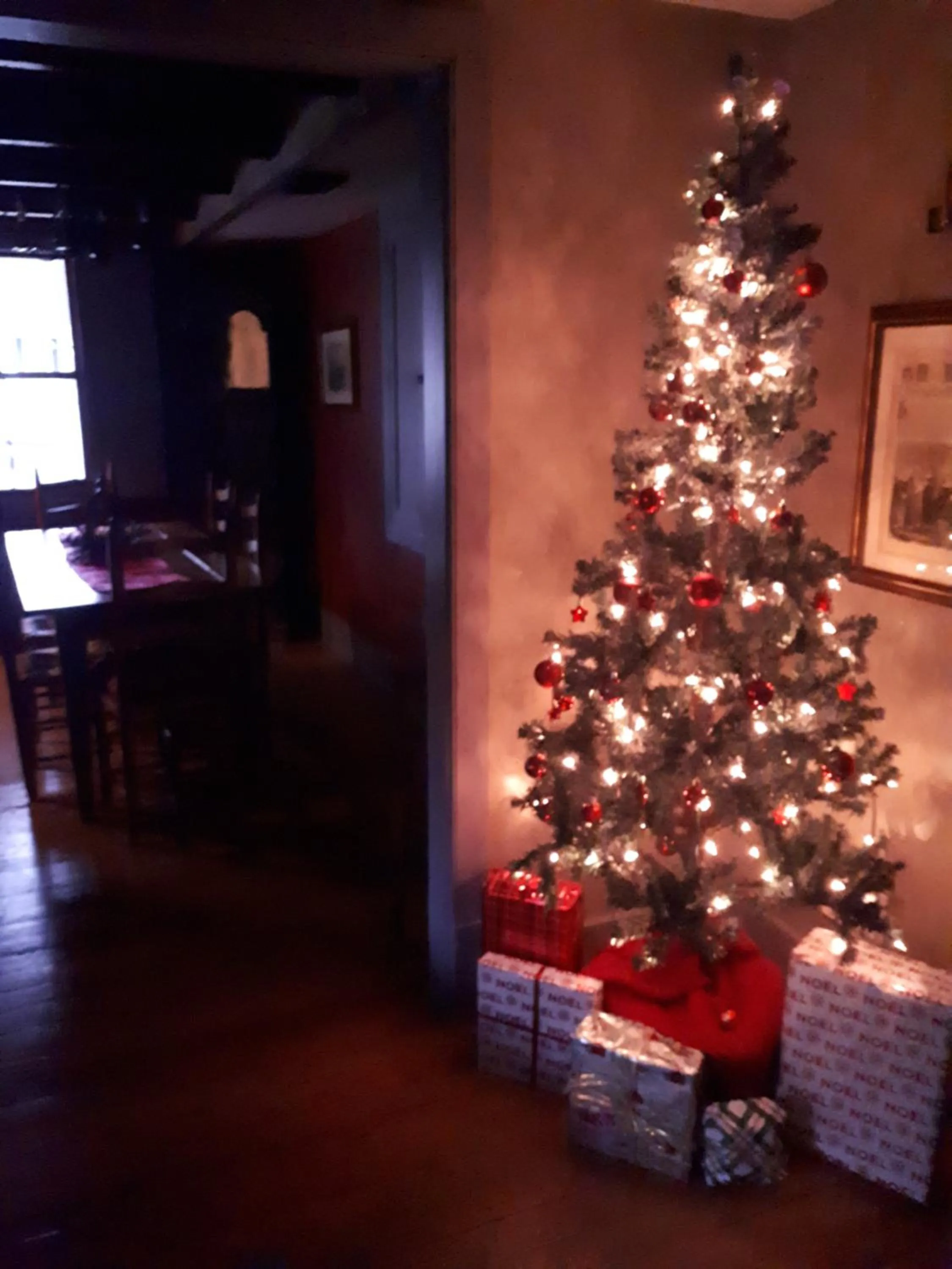 Two-Bedroom House in The Olde Angel Inn