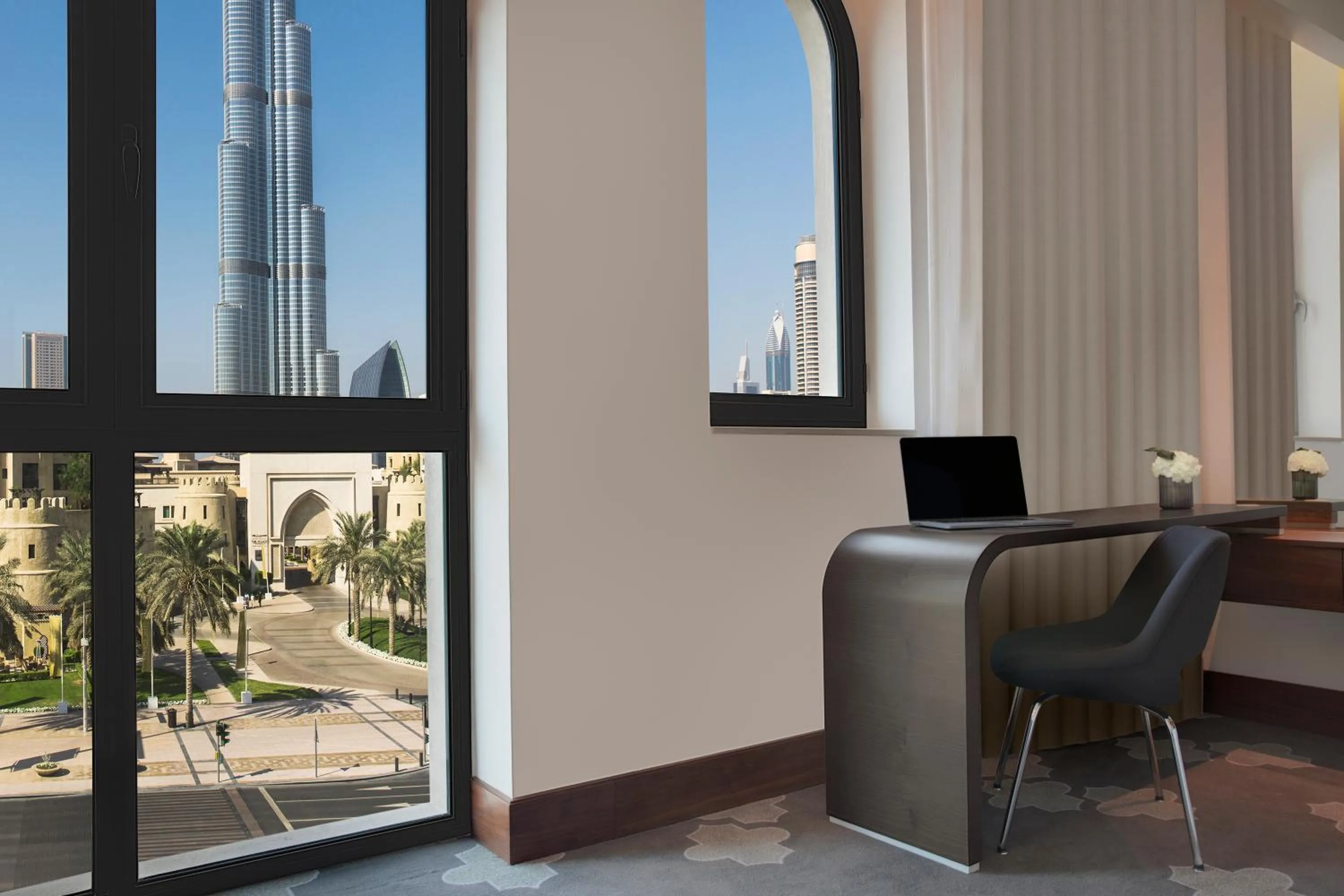 Deluxe King Room with Landmark View in The Heritage Hotel, Autograph Collection, Downtown Dubai