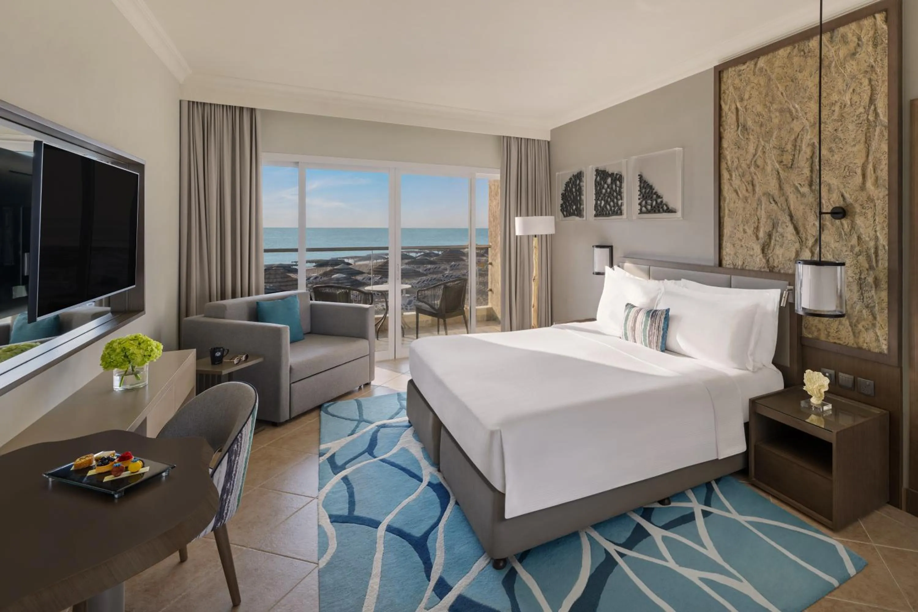 Ocean Front Room with Balcony – King Bed in Fujairah Rotana Resort & Spa - Al Aqah Beach