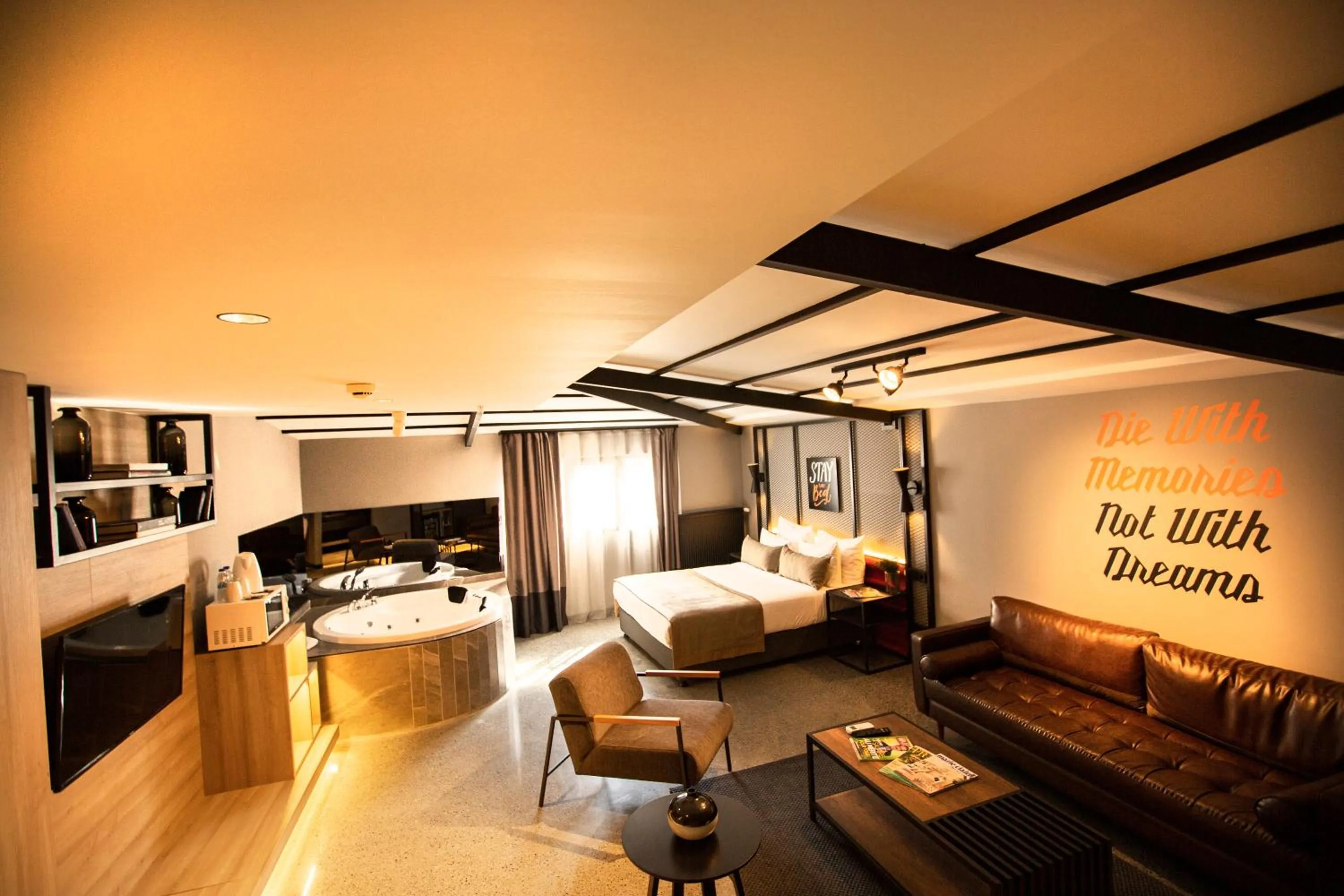 JAKUZI SUITE in Cityloft 64