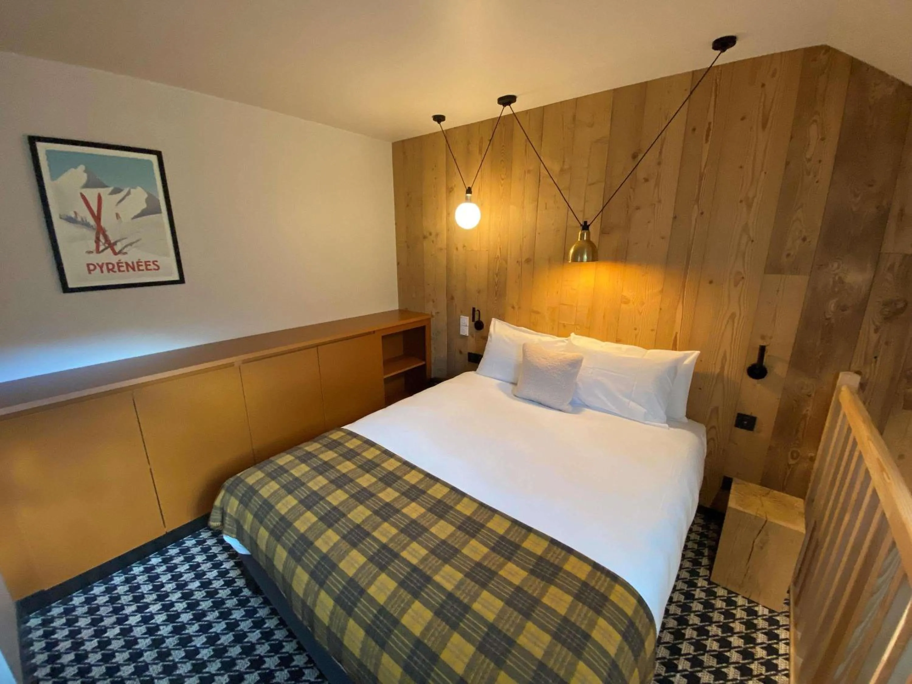 Duplex Quadruple Room Park View in Mercure Peyragudes Loudenvielle Pyrénées