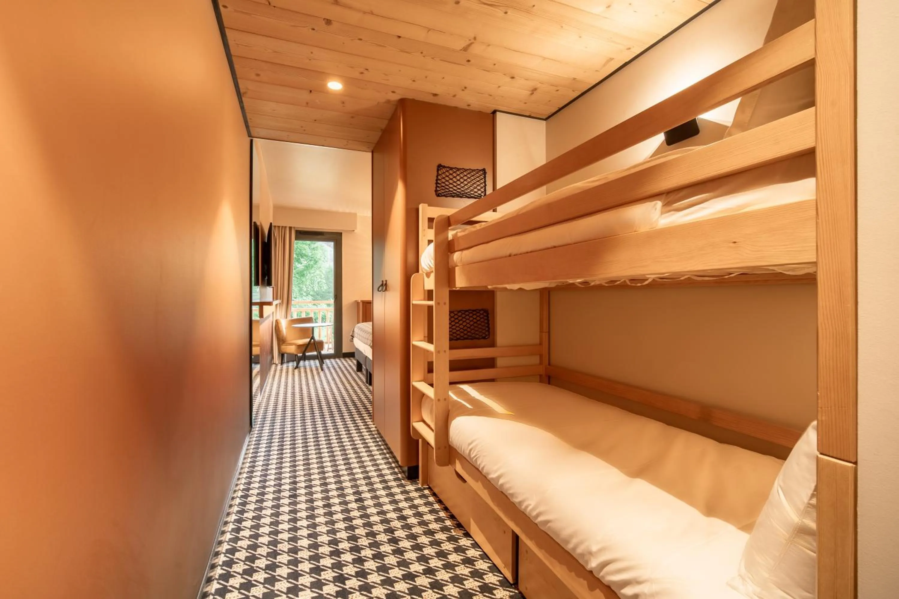 Family Room with Balcony in Mercure Peyragudes Loudenvielle Pyrénées