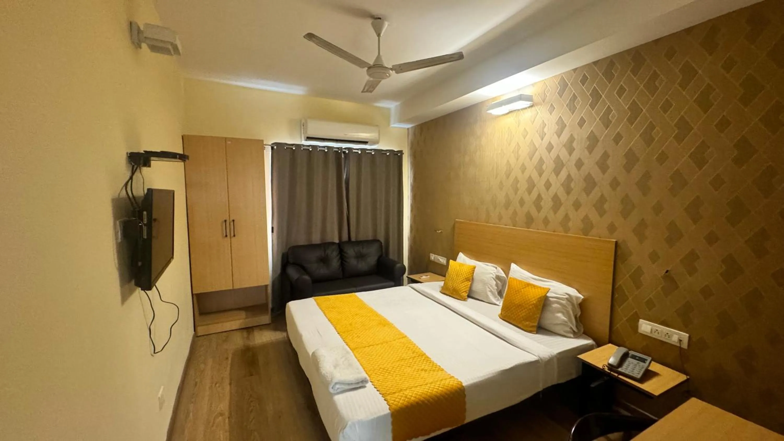 Superior Queen Room in PHP BOUTIQUE TOWNHOUSE