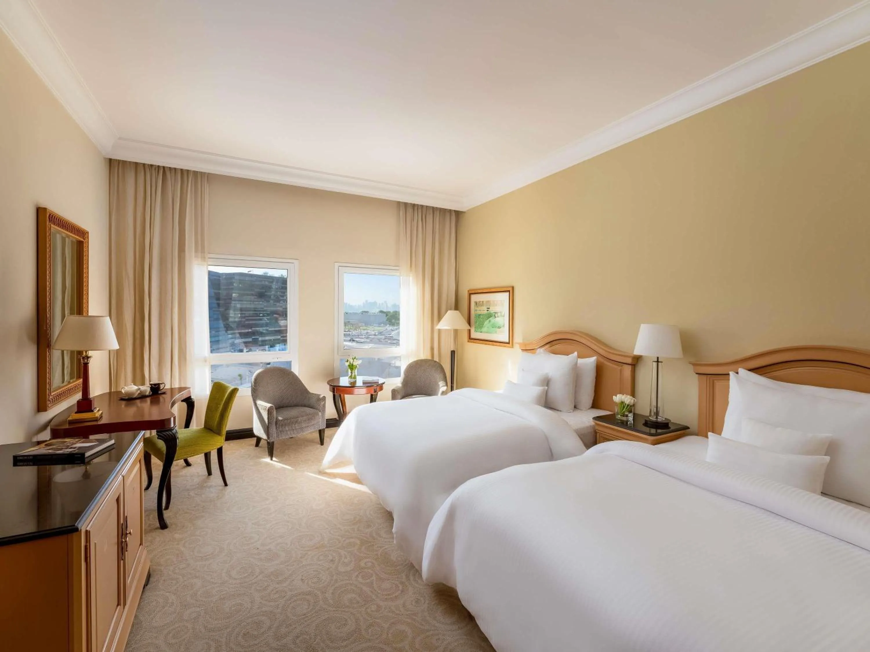 Deluxe Twin Room in Mövenpick Hotel Doha