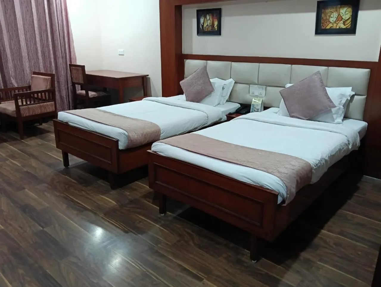 Deluxe Twin Room in Hotel Sujata
