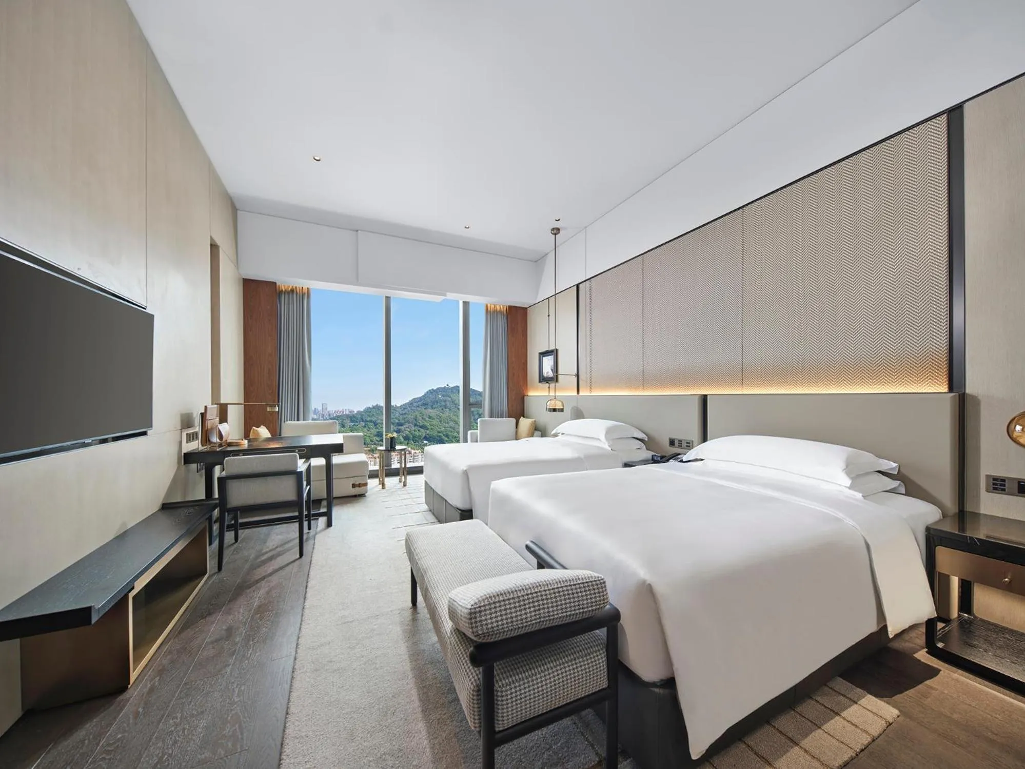 Classic Double Room with Two Double Beds and City View in InterContinental Dongguan by IHG