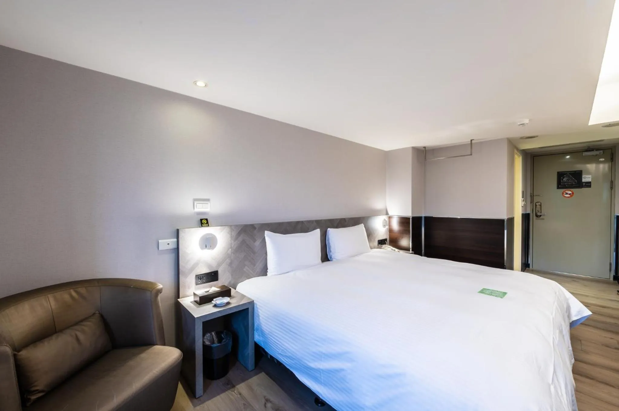 Economy Double Room in Hub Hotel - Songshan Airport Branch