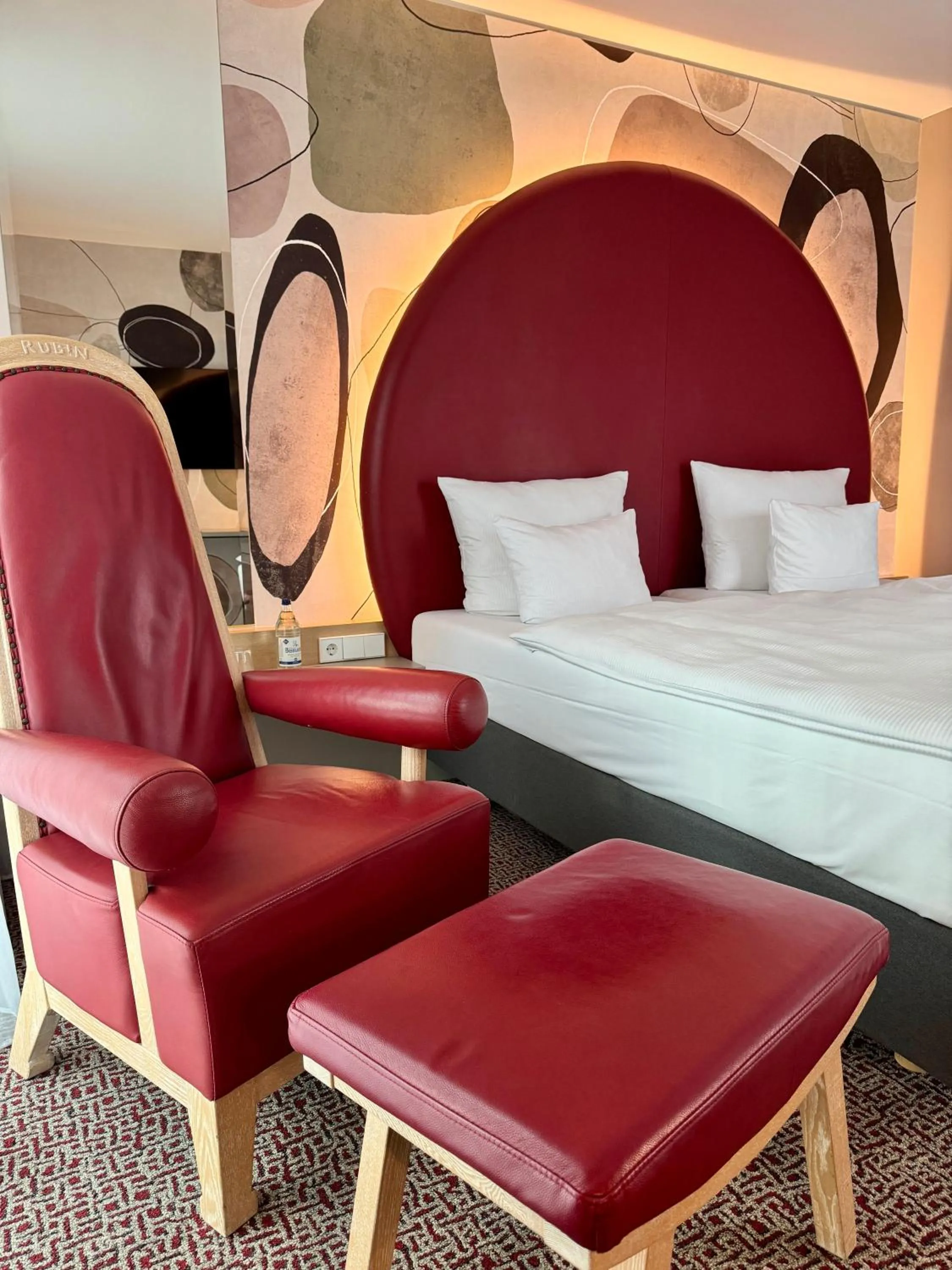 Superior Double or Twin Room - single occupancy in ARCOTEL Rubin Hamburg
