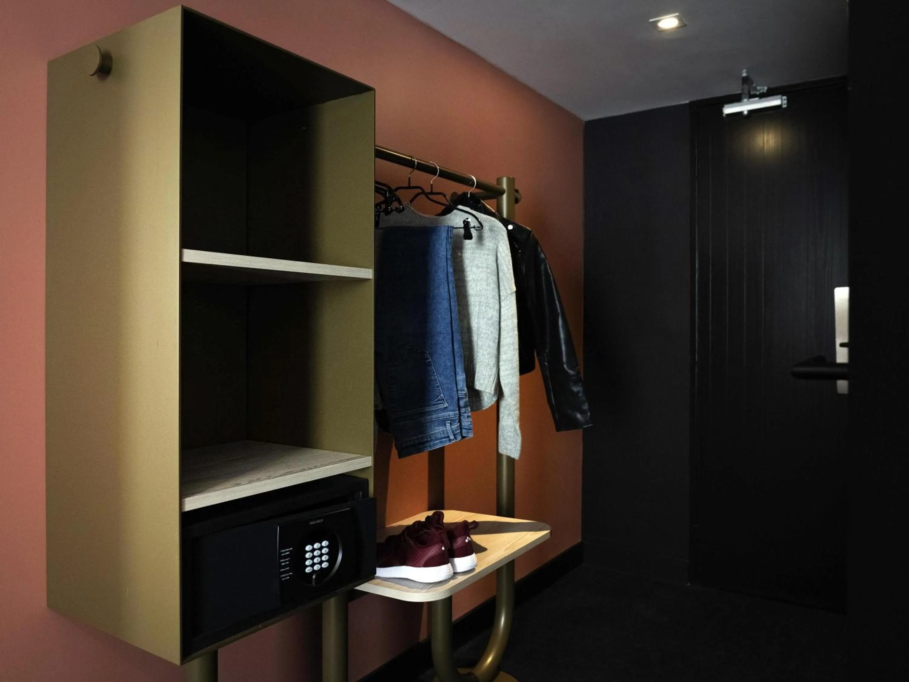 Standard Single Room in ibis Styles Paris Porte de Versailles - Mairie d'Issy