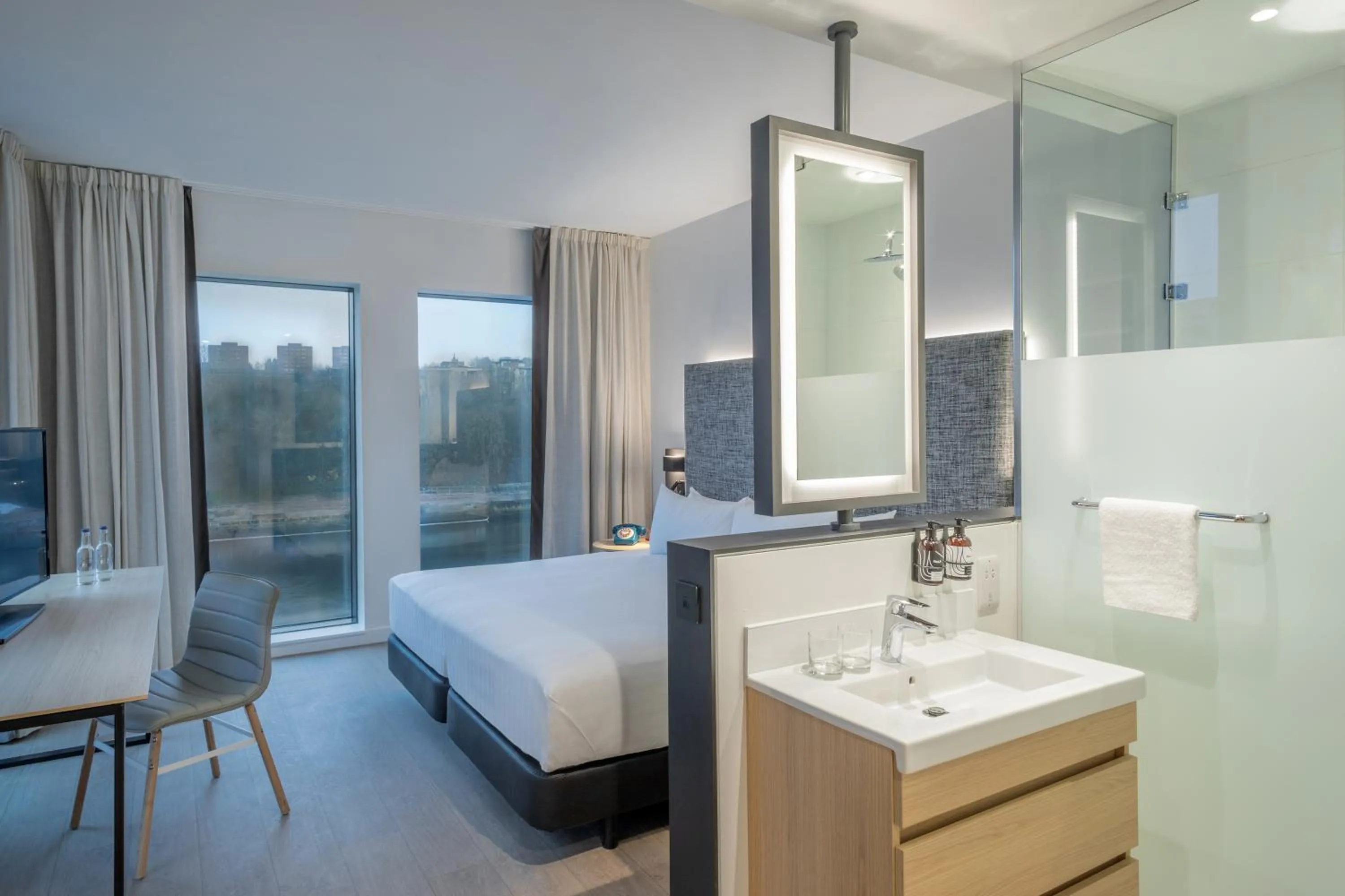 Interconnecting Innside River View in INNSiDE by Meliá Newcastle