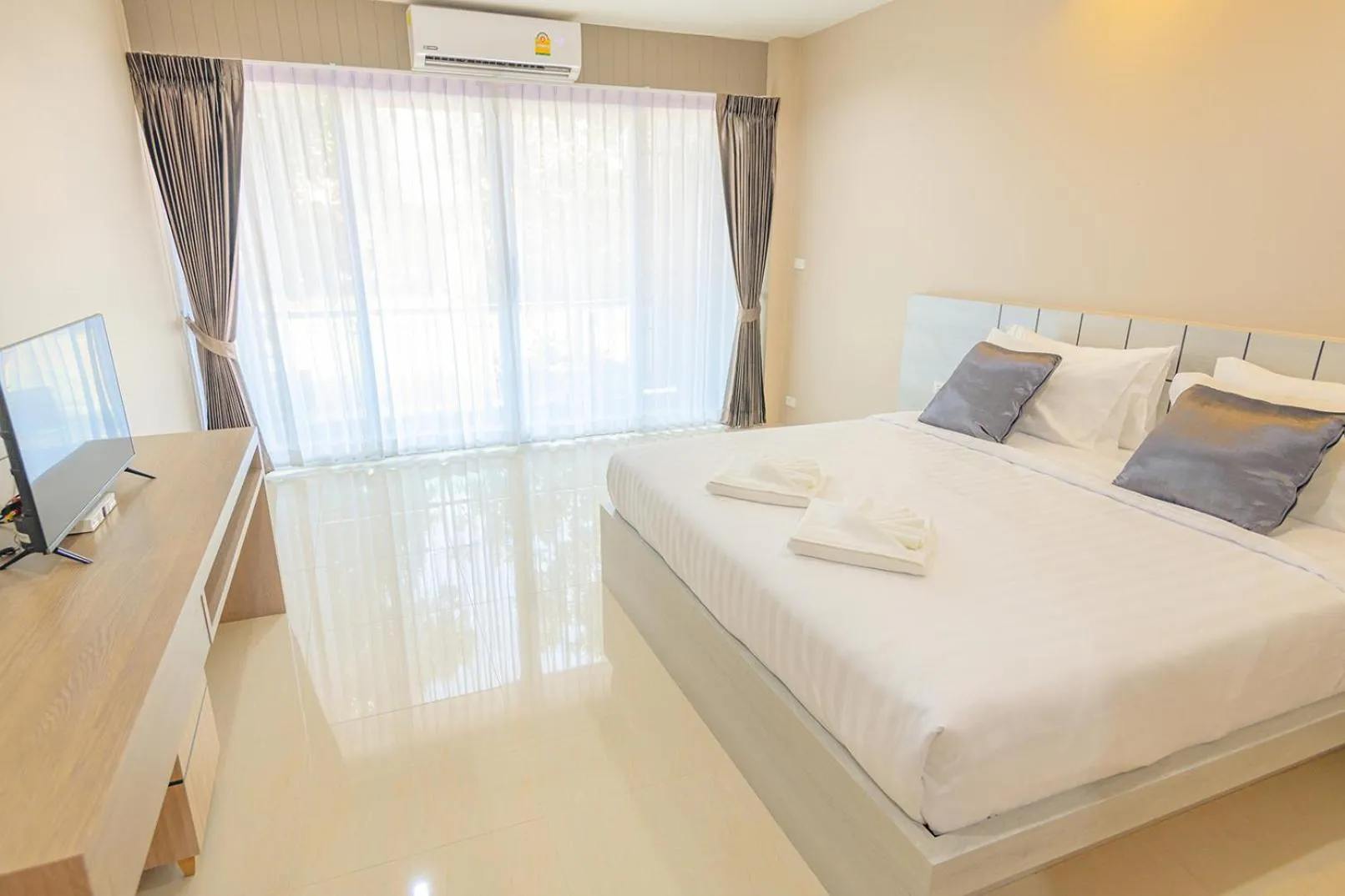 Superior King Room in Avarin Resort