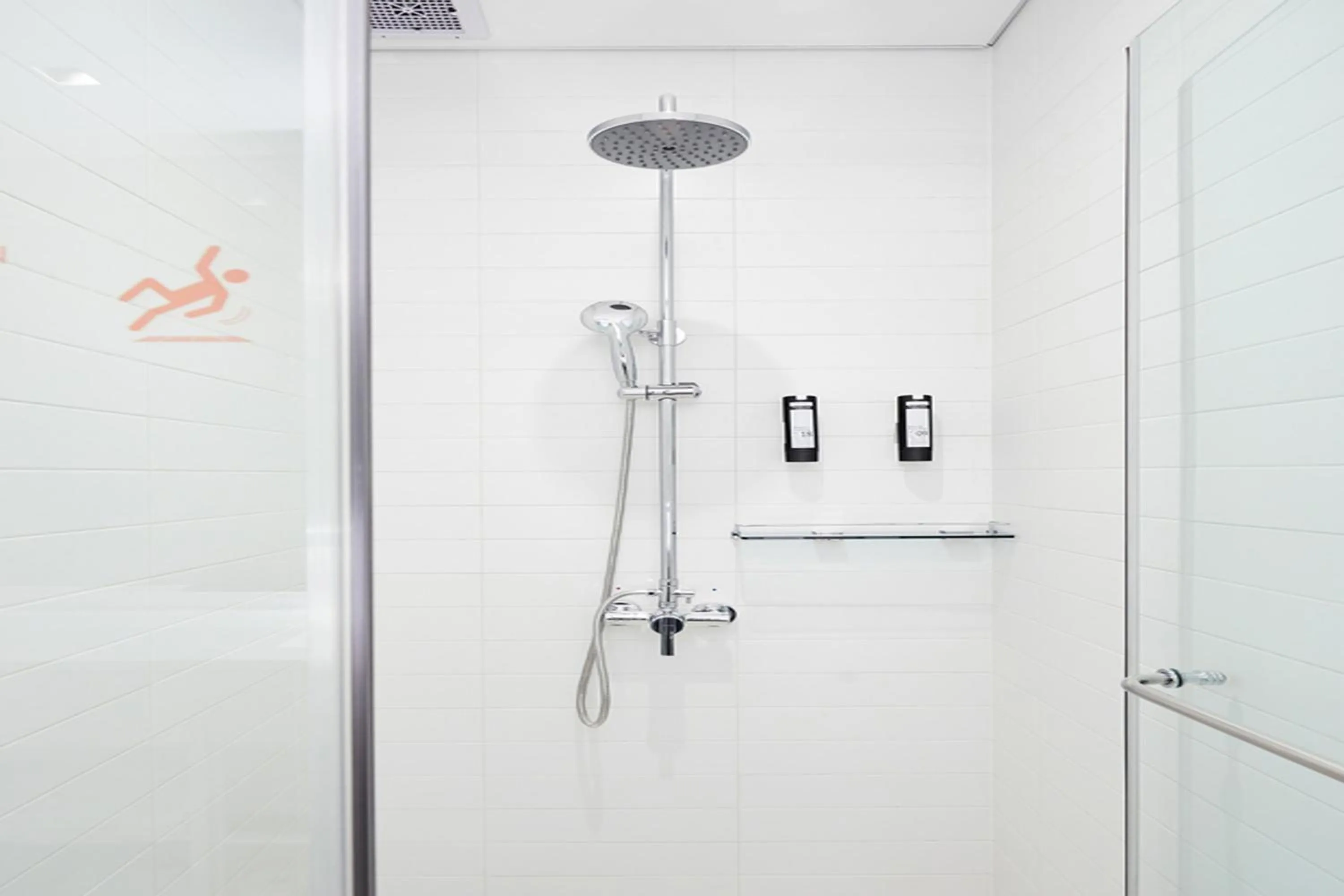 Superior Twin Room in Grand City Hotel Changwon