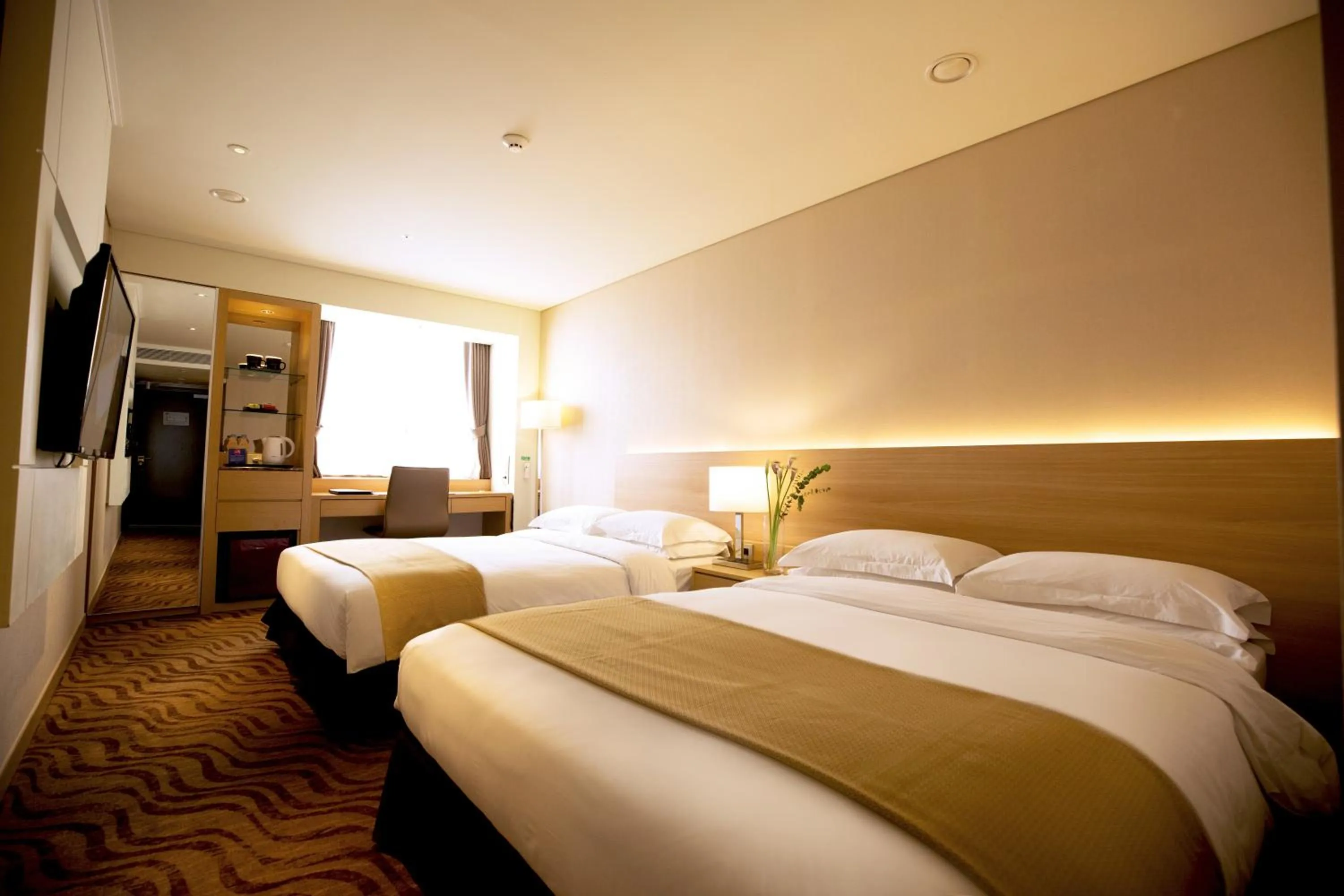 Royal Twin Room with Two Double Beds in Summit Hotel Seoul Dongdaemun