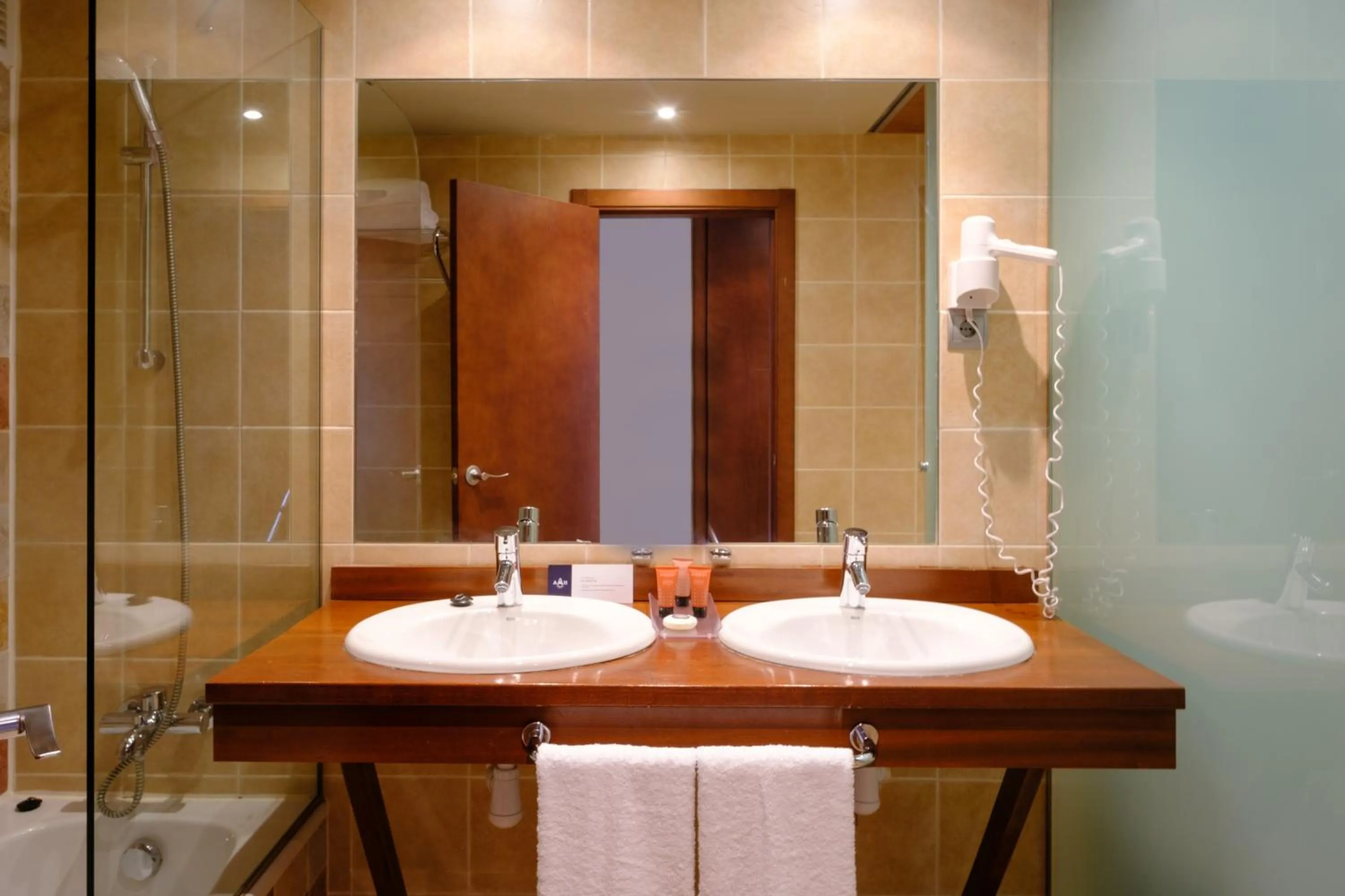 Standard Single Room - single occupancy in Snö Aragon Hills