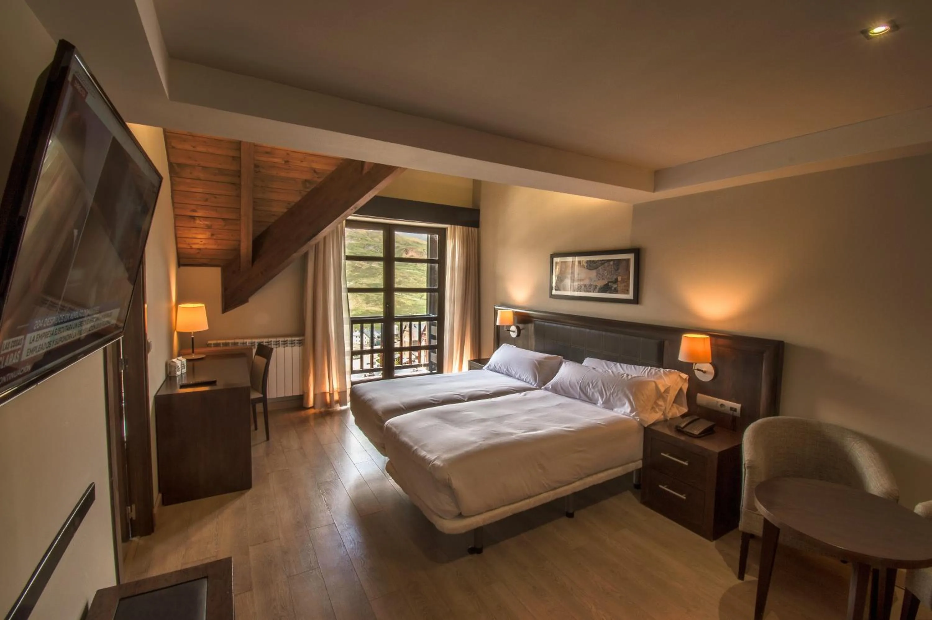 Superior Triple Room in SNÖ Aragon Hills