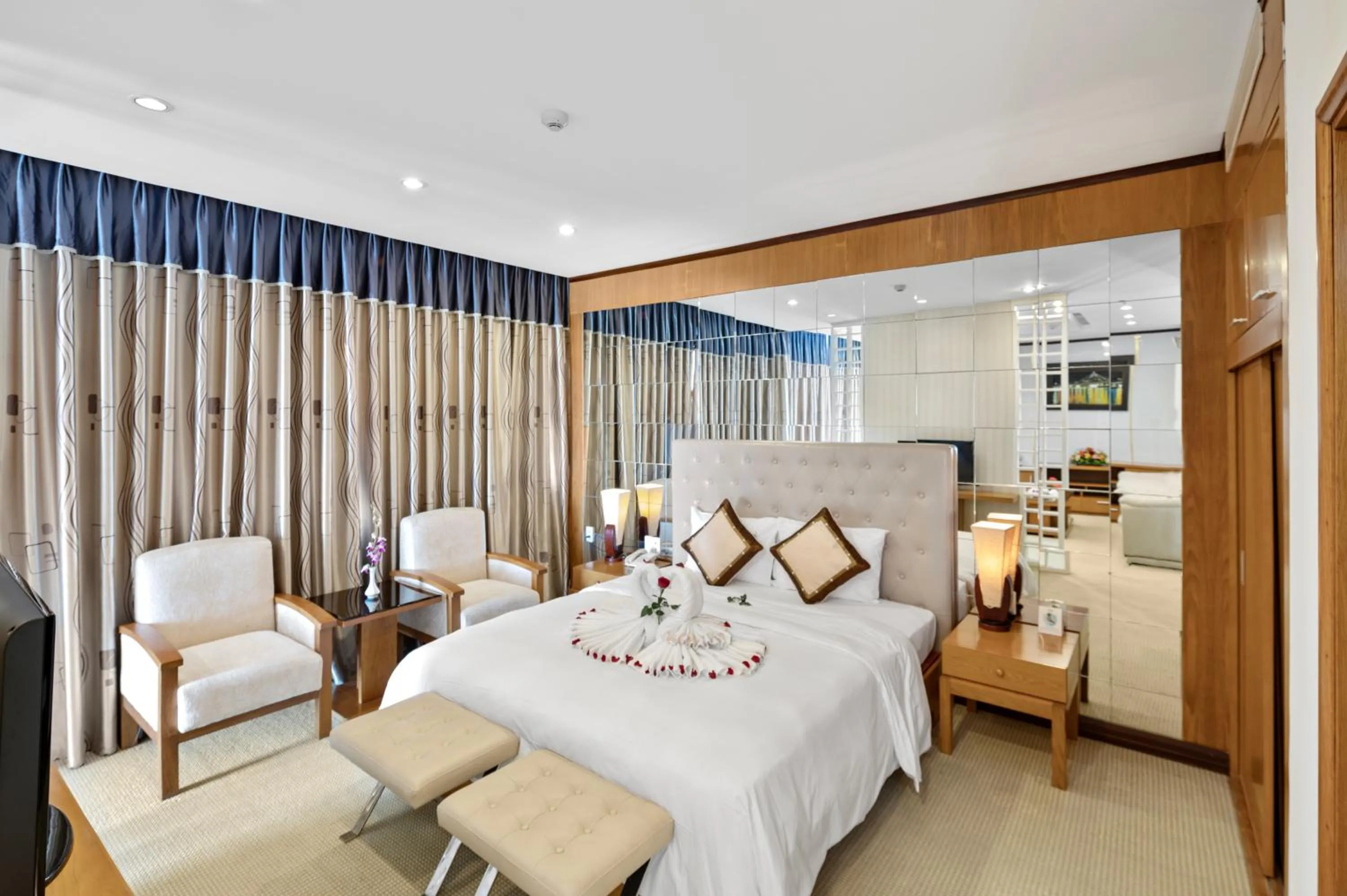 Suite in Danang Petro Hotel