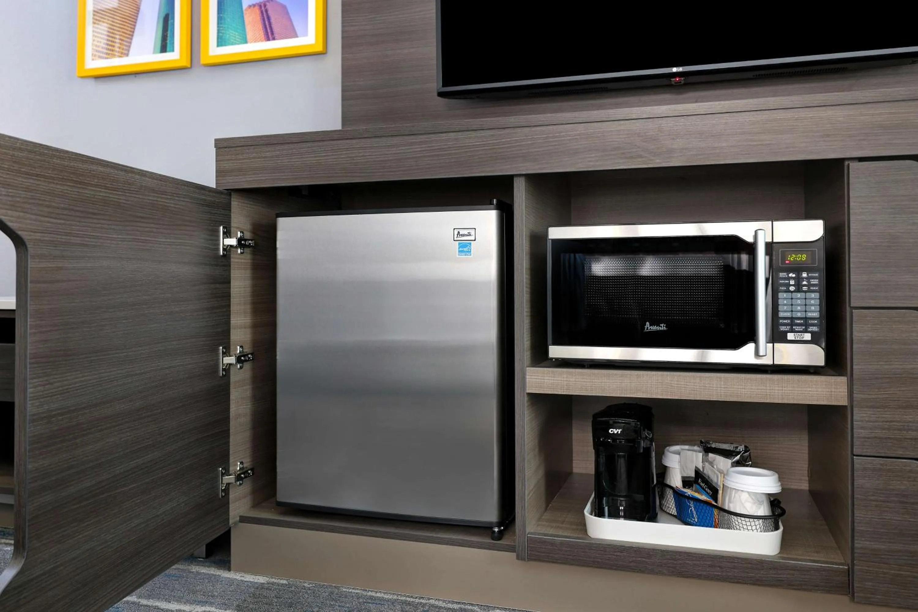 Queen Room with Bath Tub - Mobility Access/Non-Smoking in Hampton Inn & Suites Houston East Beltway 8, Tx