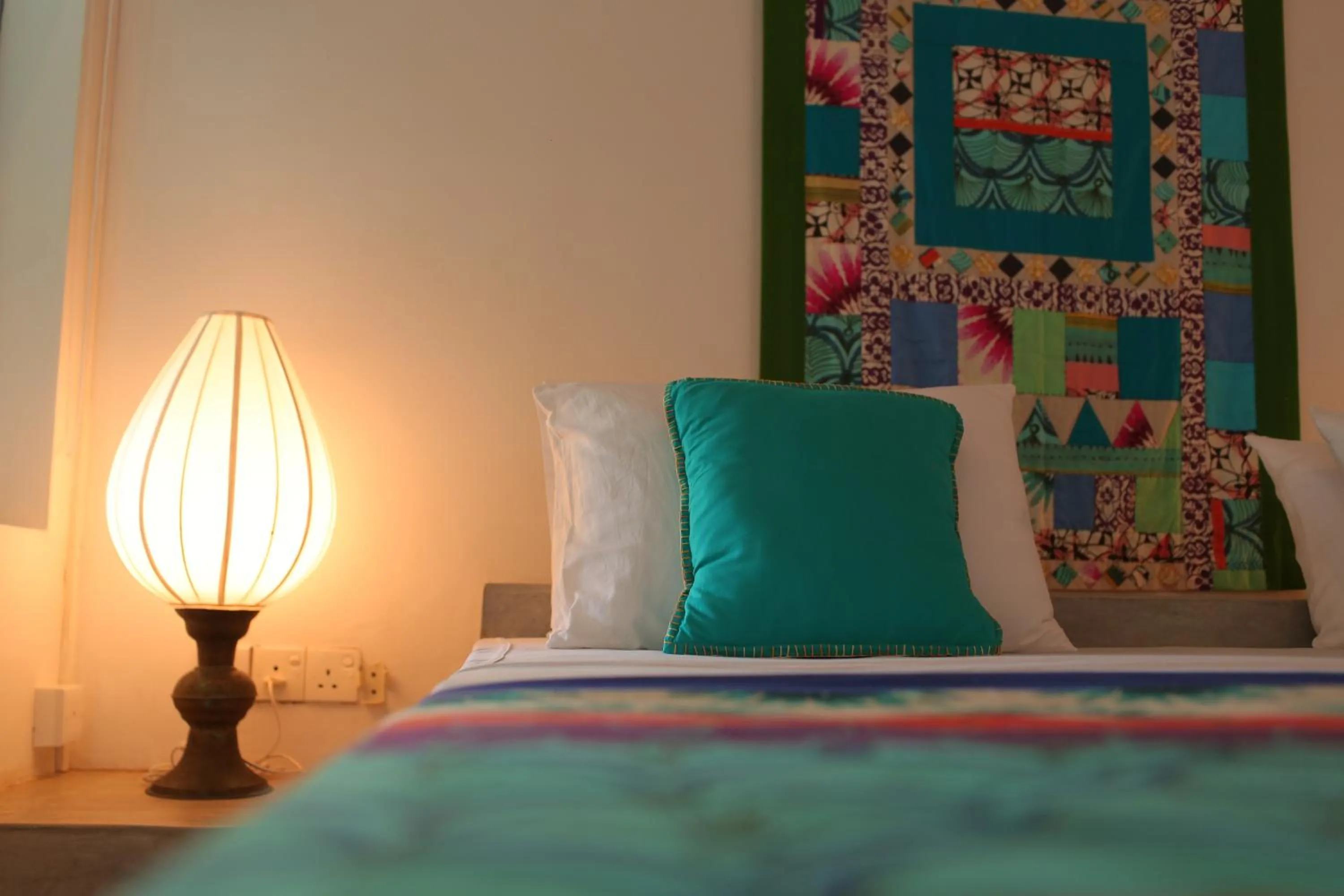 Deluxe Twin Room - Early Check-in & Late Check-out (2 Hours) on Availability, Room Upgrade on Availability & 10% Discount on Food & Beverage in Villa Hundira