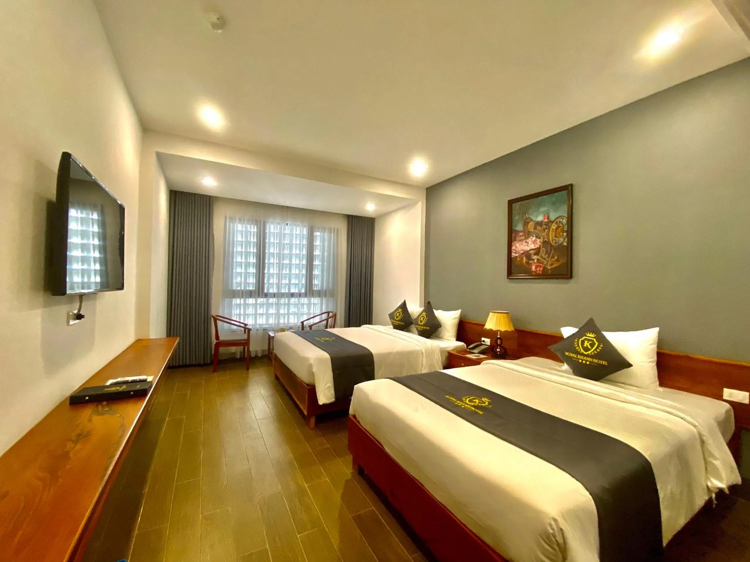 Premier Deluxe Triple in Royal Khanh Hotel