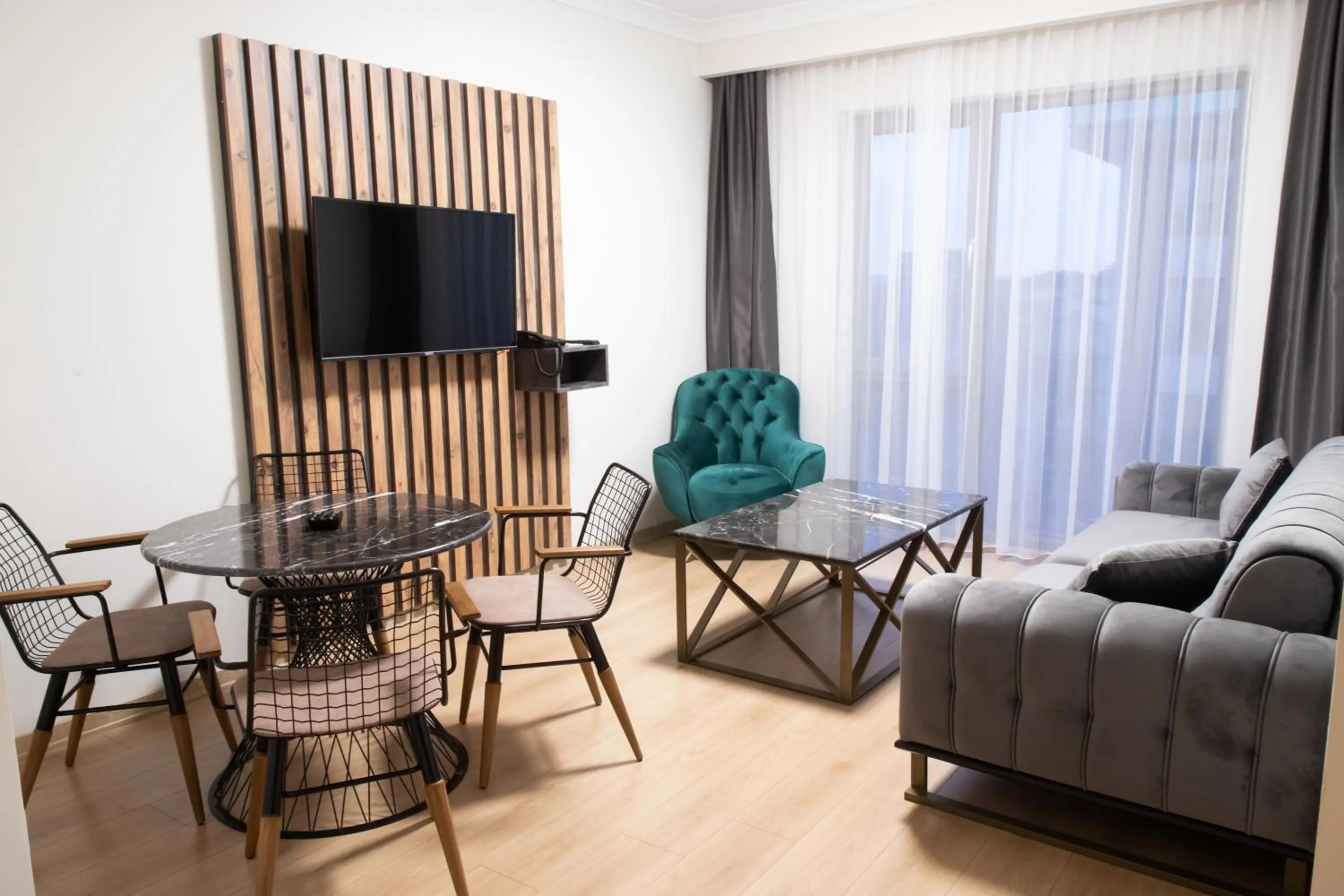 Deluxe King Room in INN HOUSE LOFT SPA