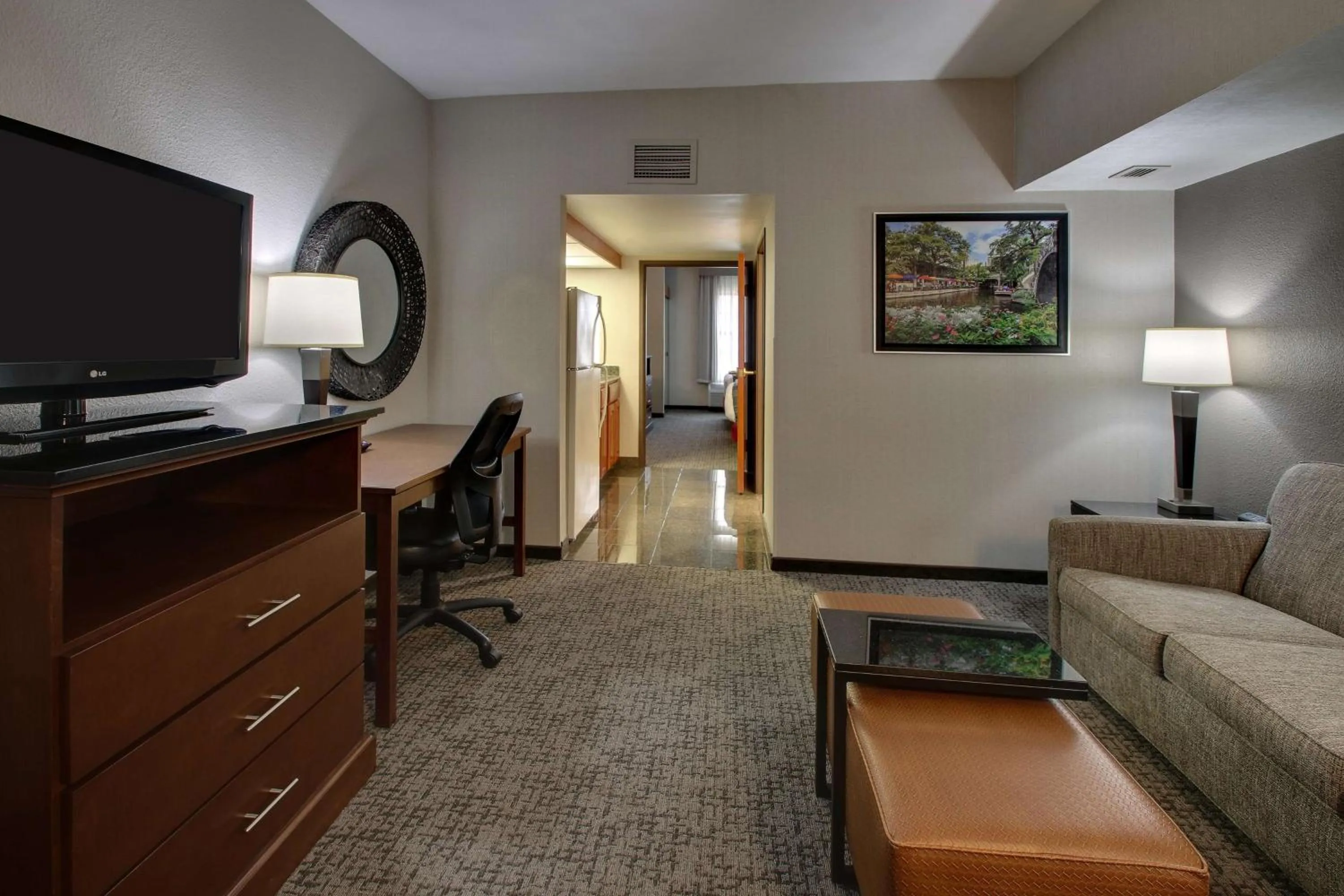 Queen Suite with Two Queen Beds in Drury Inn & Suites San Antonio Northwest Medical Center