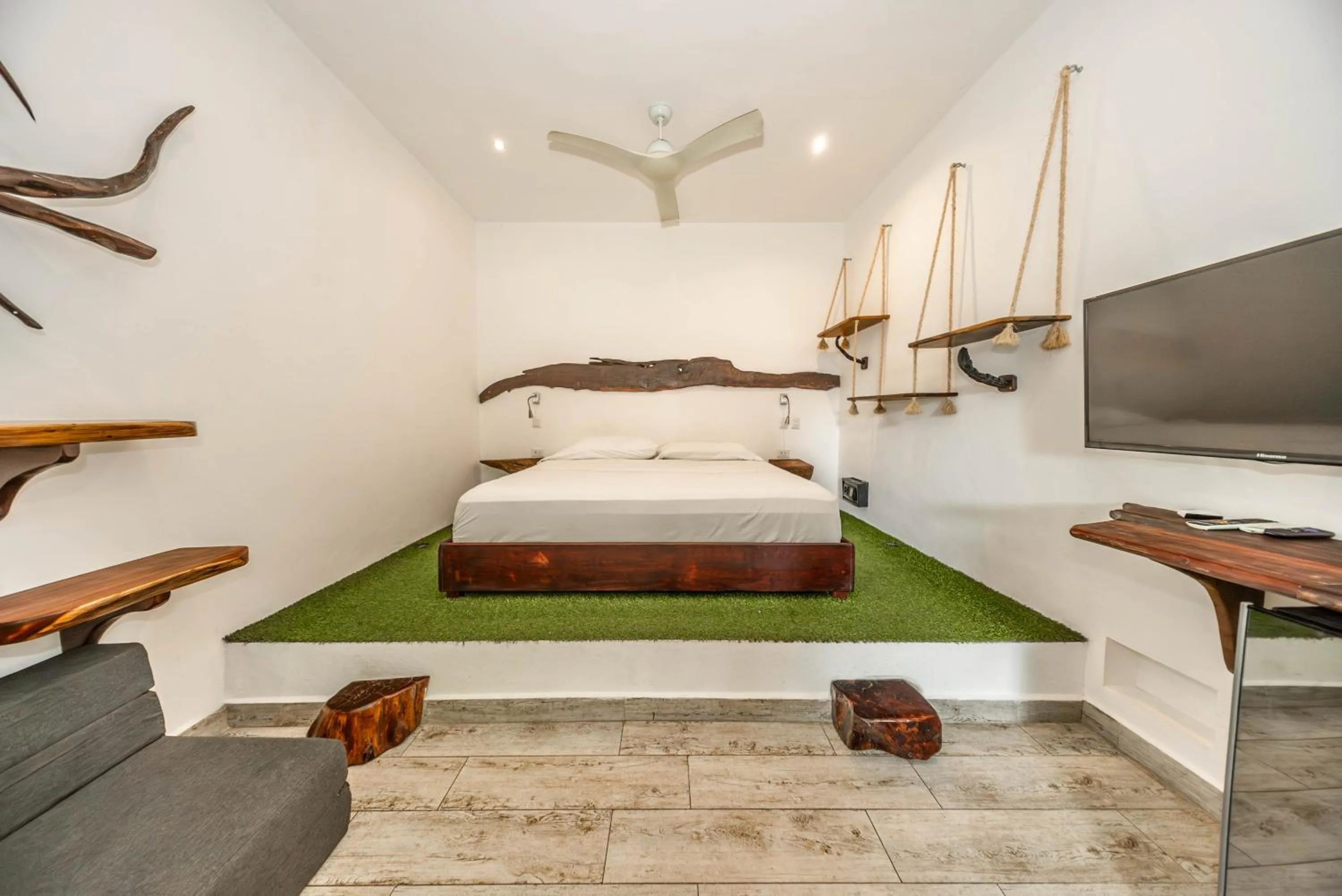 King Suite with Balcony in The Green Village Boutique Hotel