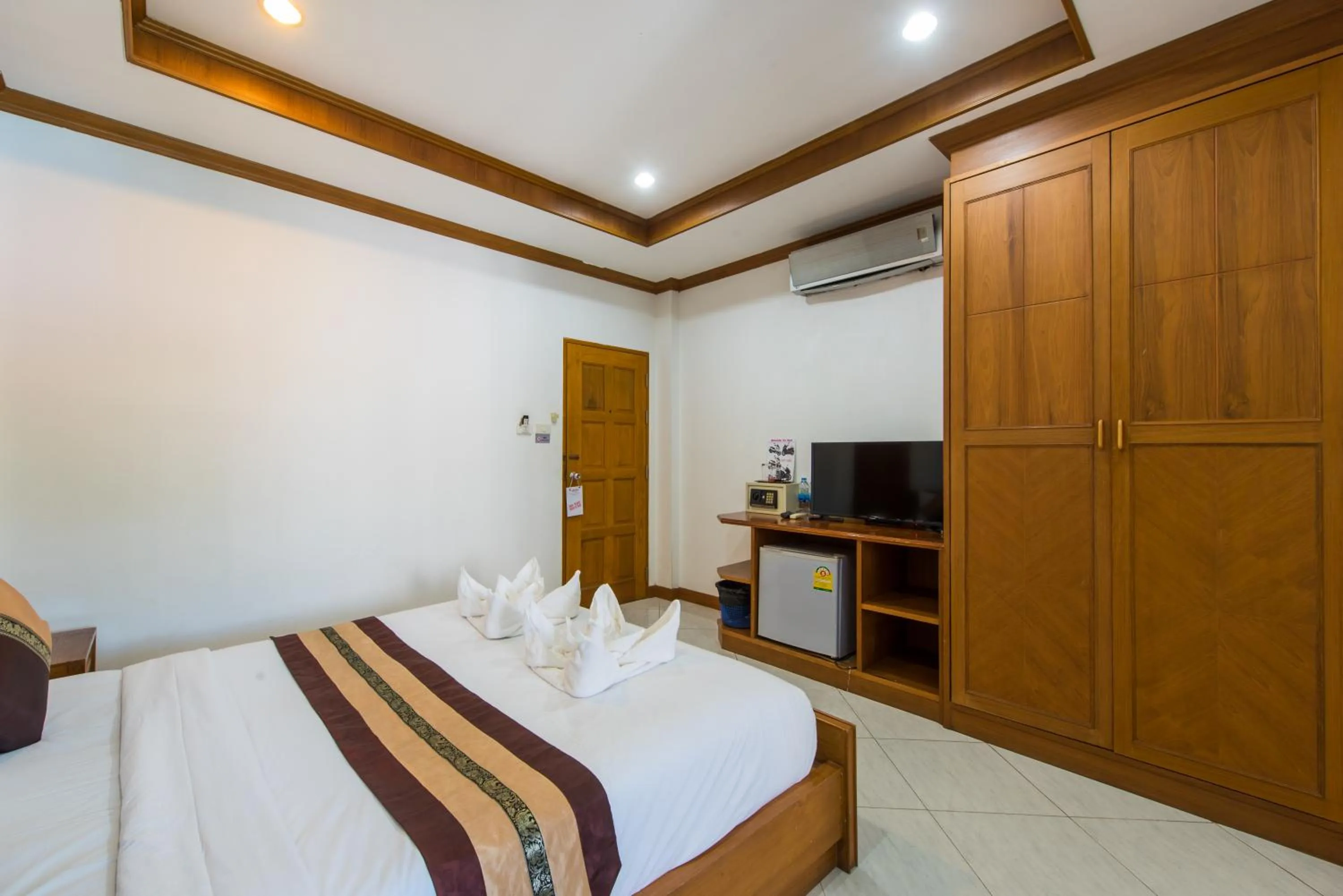Superior Double Room in Magnific Patong