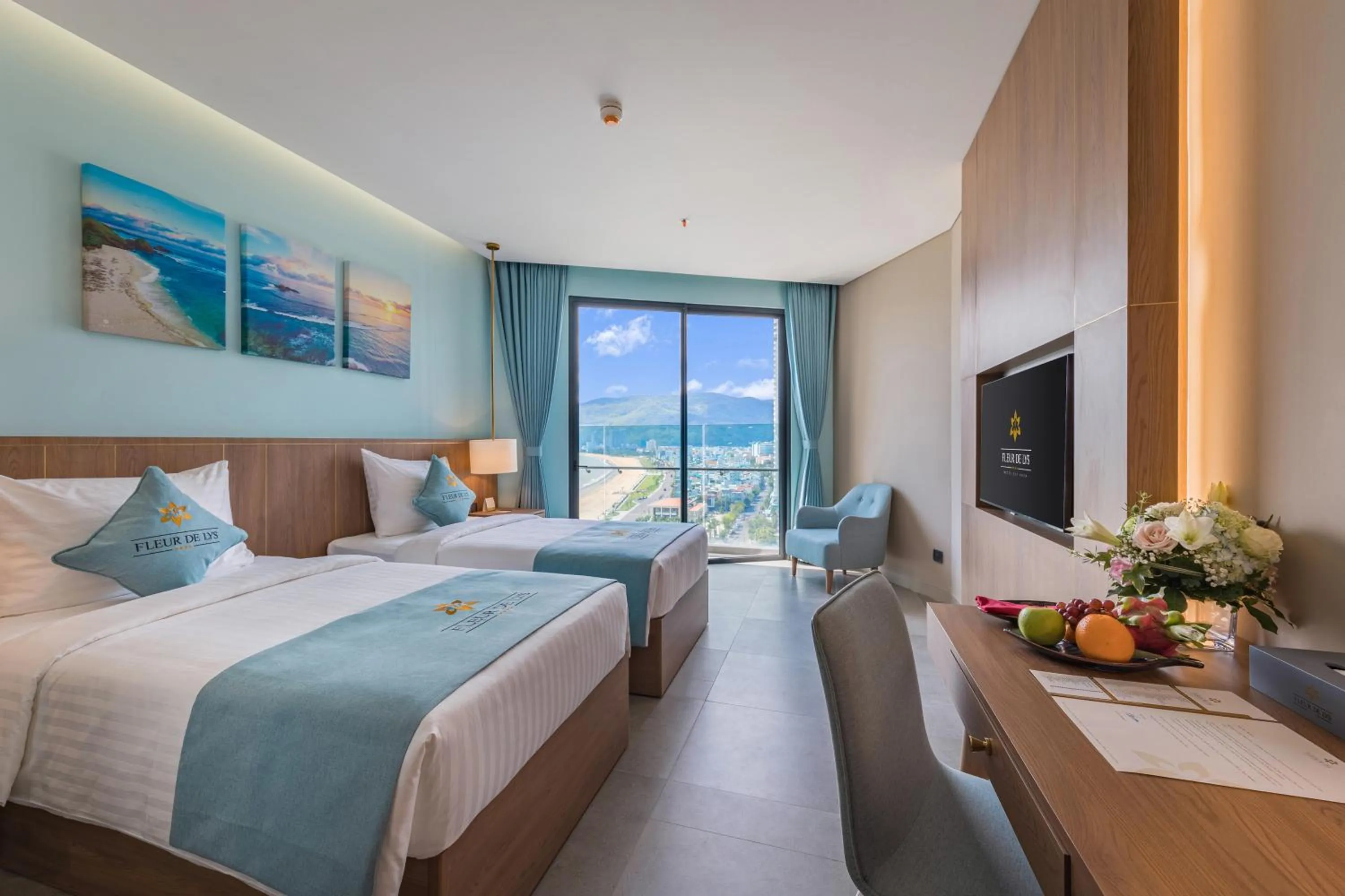 Deluxe Twin Room Ocean View with Balcony in Fleur de Lys Hotel Quy Nhon