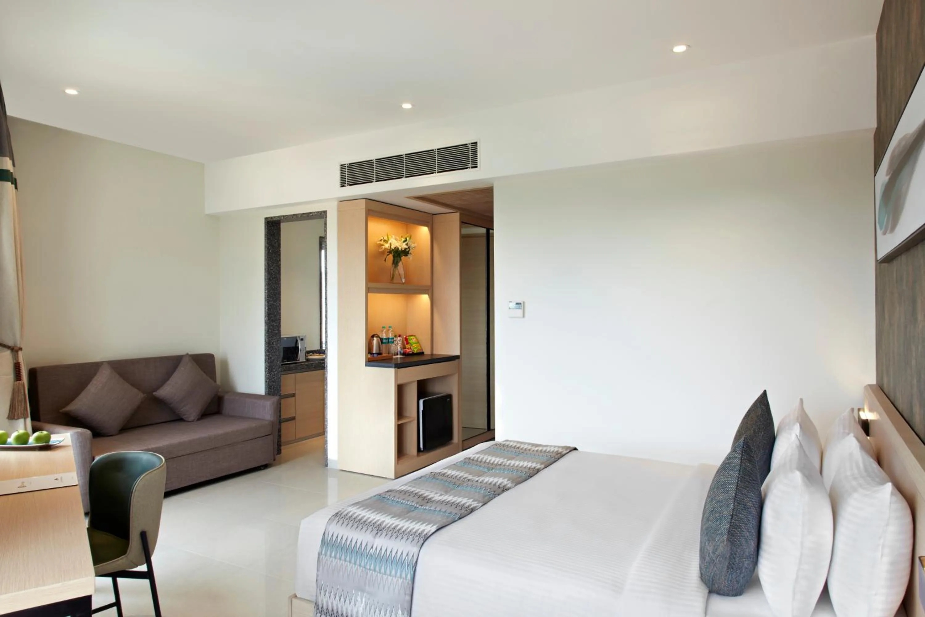 Executive Suite (10% discount on SPA/Airport Transfer) - single occupancy in Click Hotel Bangalore - International Airport