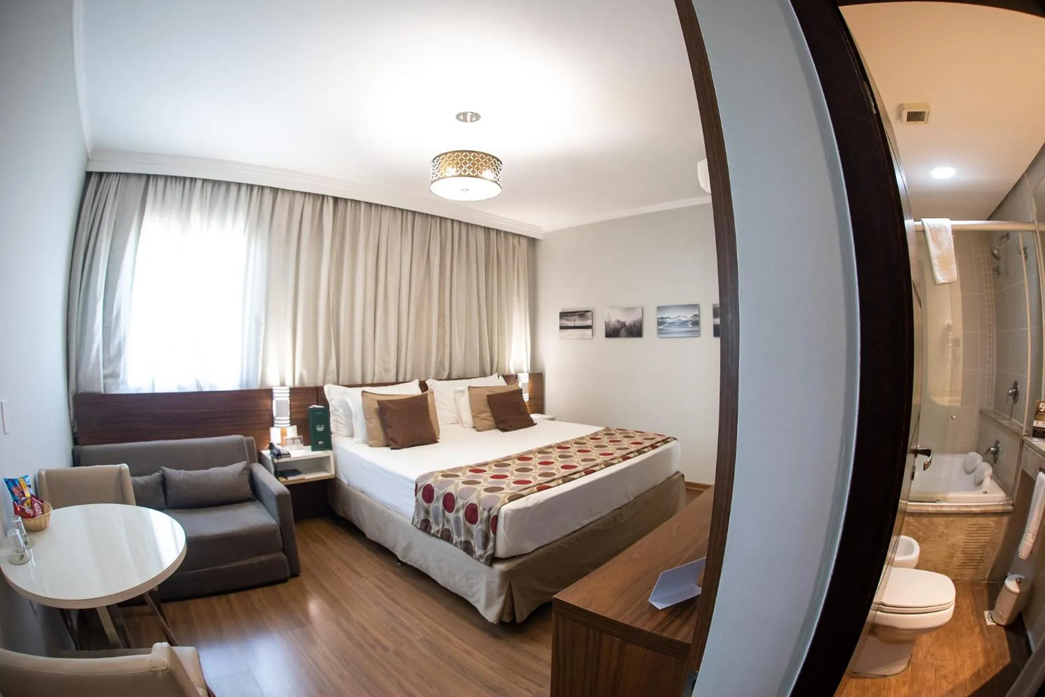 Suíte Luxo cama King Size - single occupancy in Class Hotel Pouso Alegre