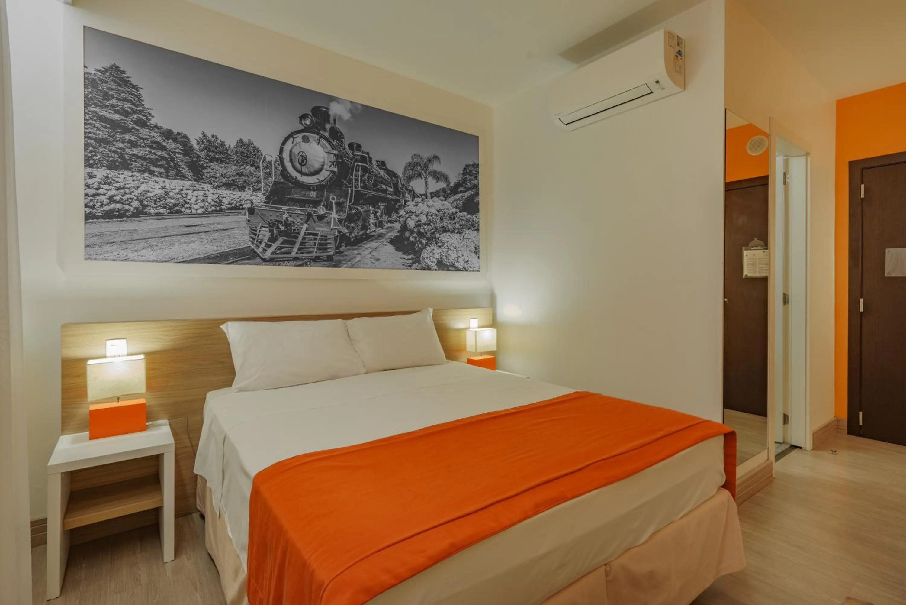 Quadruple Room Connecting Room in Slim Bento Gonçalves