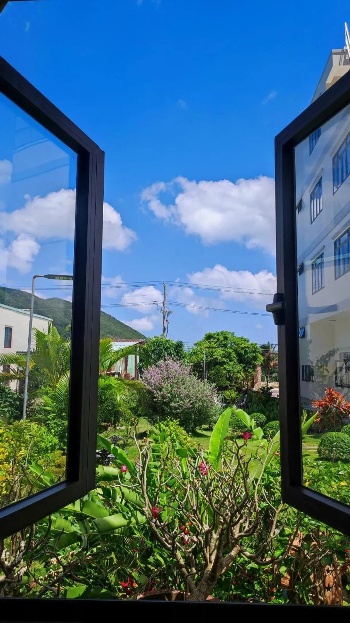 Deluxe Double Room in Garden House Côn Đảo