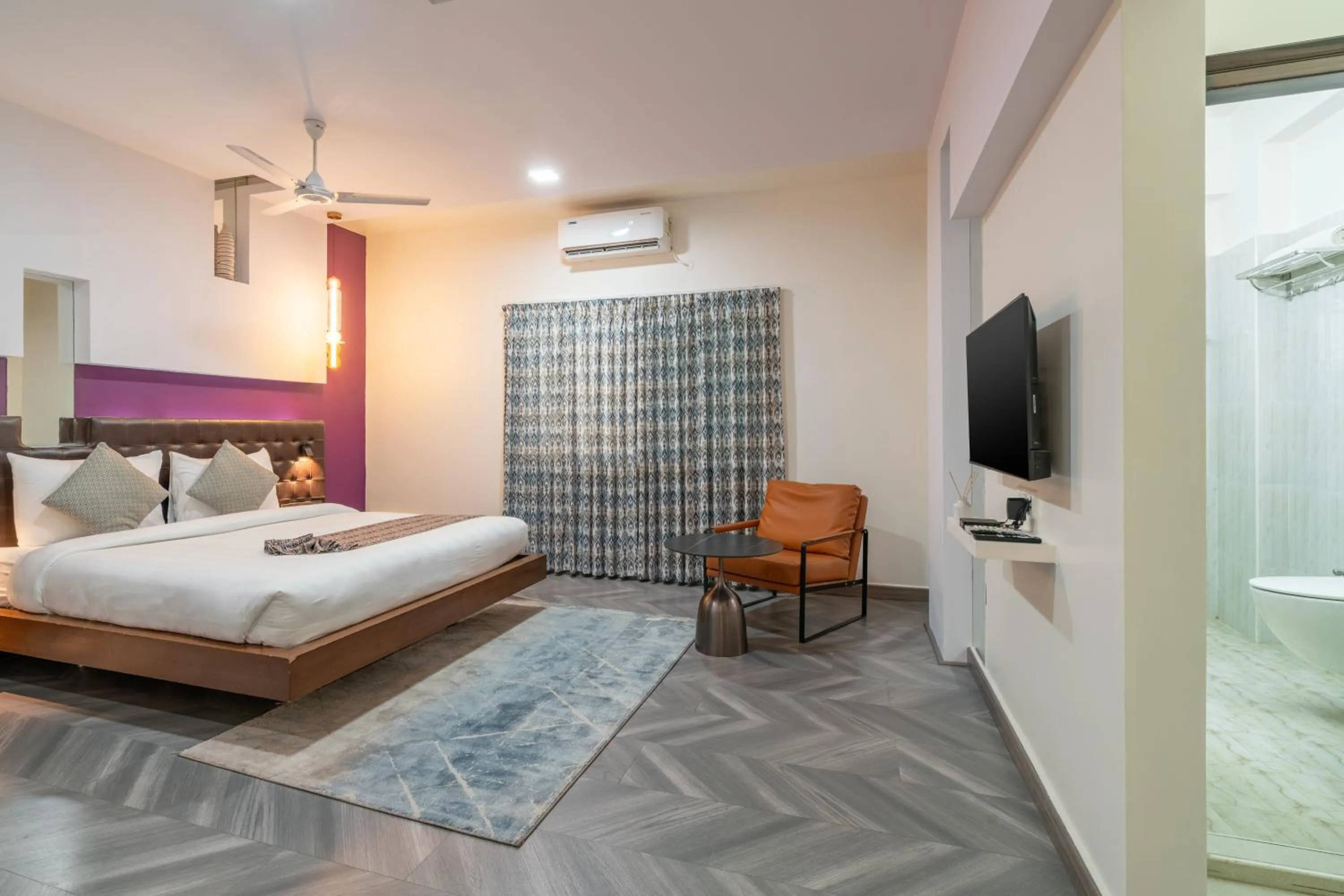 Deluxe Double Room in Hotel Serenity La Vista