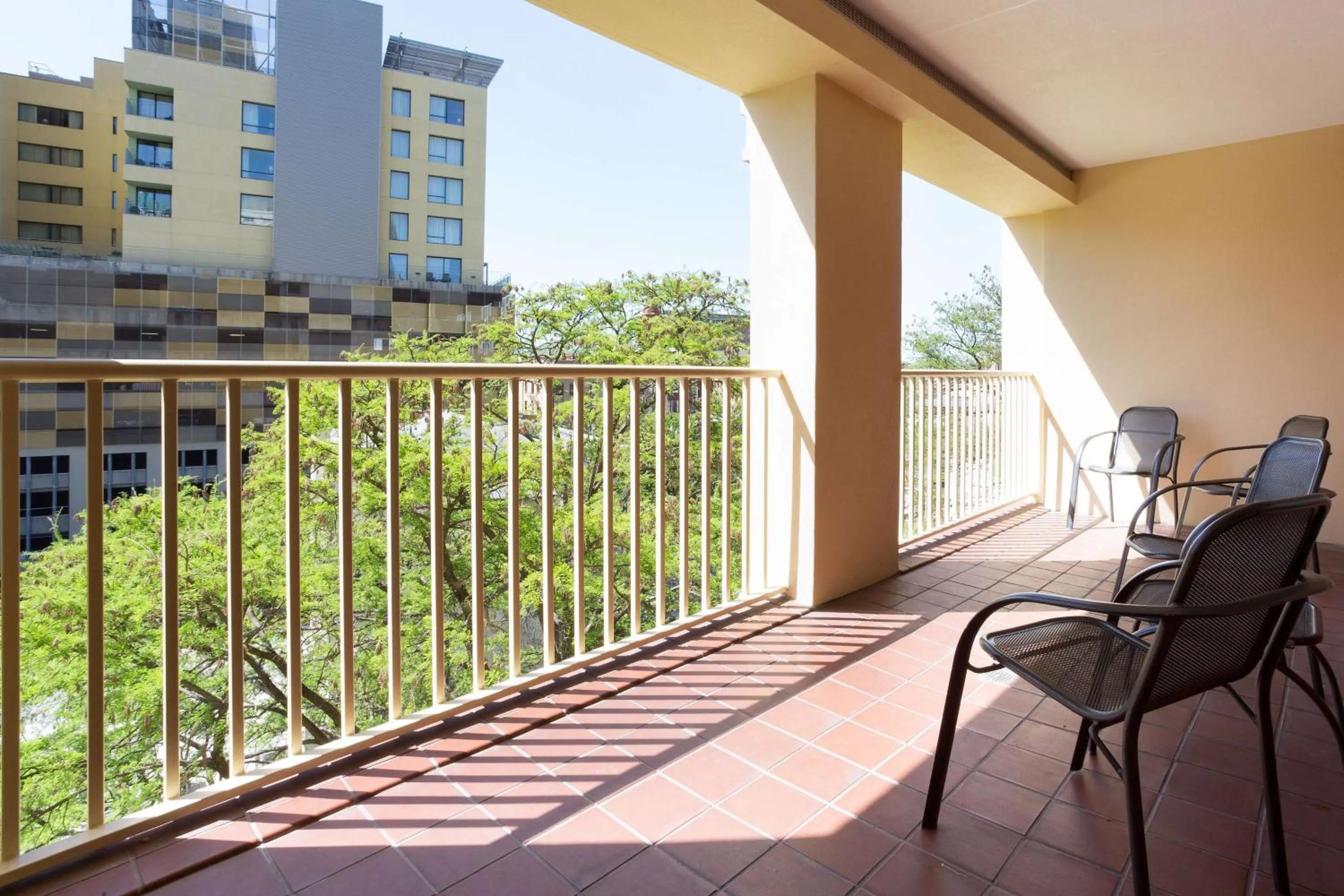 Superior Queen Suite with Balcony in Drury Inn & Suites San Antonio Riverwalk