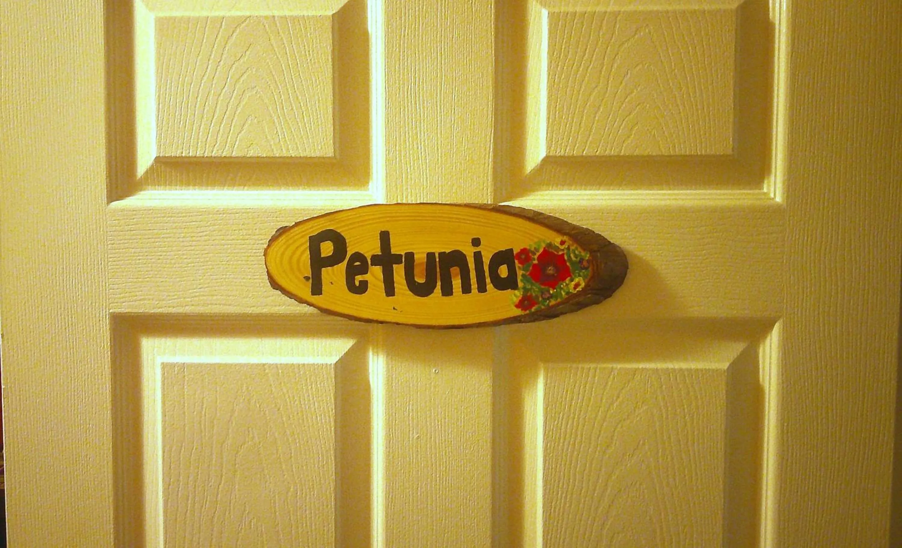 Deluxe Triple Room in Lil Black Bear Inn