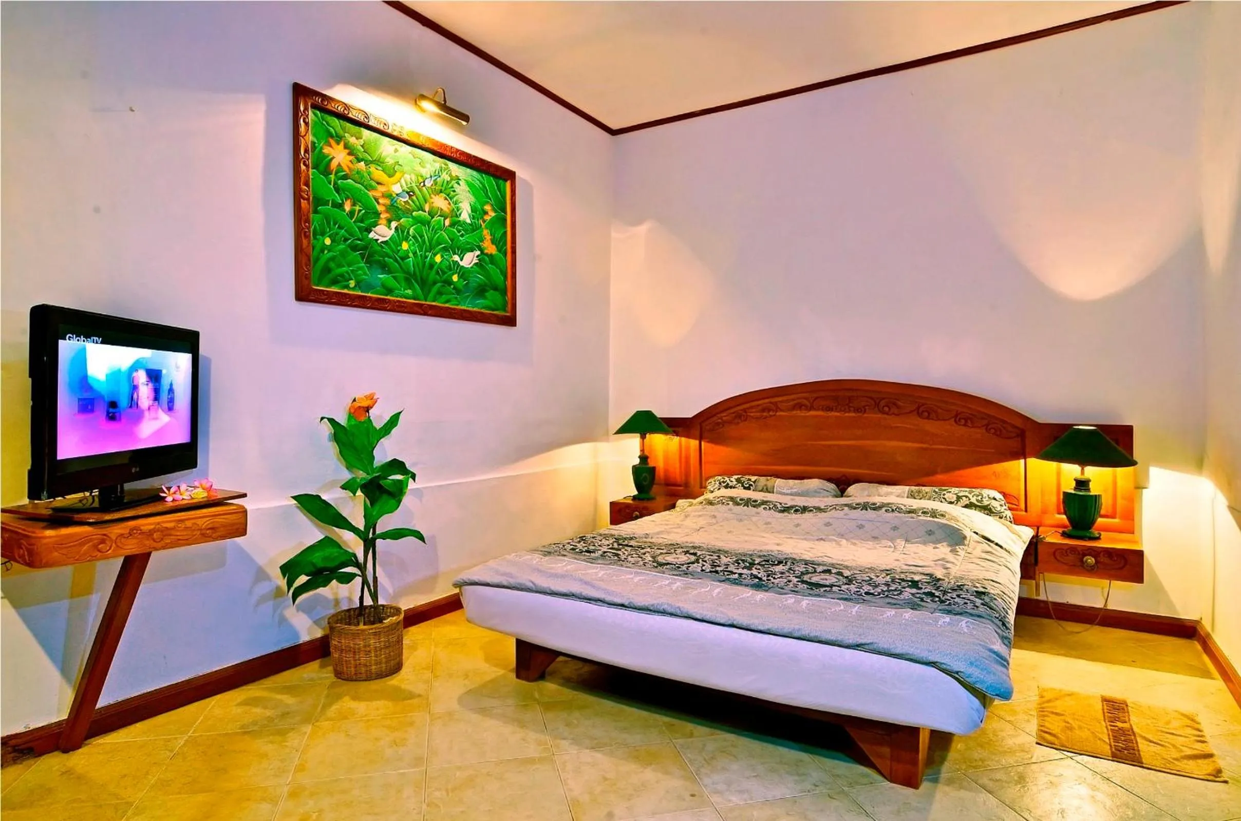 Executive Double or Twin Room with Garden View in Pasific Beach Cottages